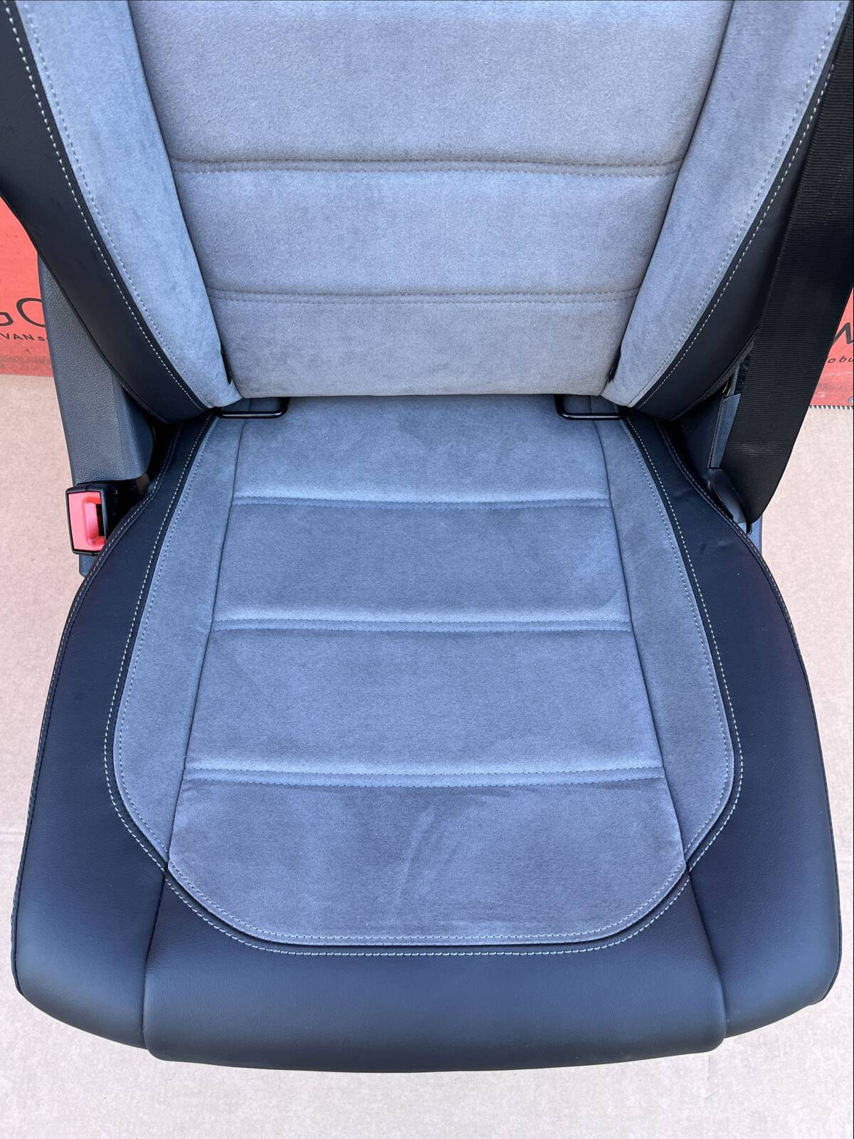 Seat VW T6.1 California Multivan Caravelle Titan black Palladium Art Velour swivel rear t5