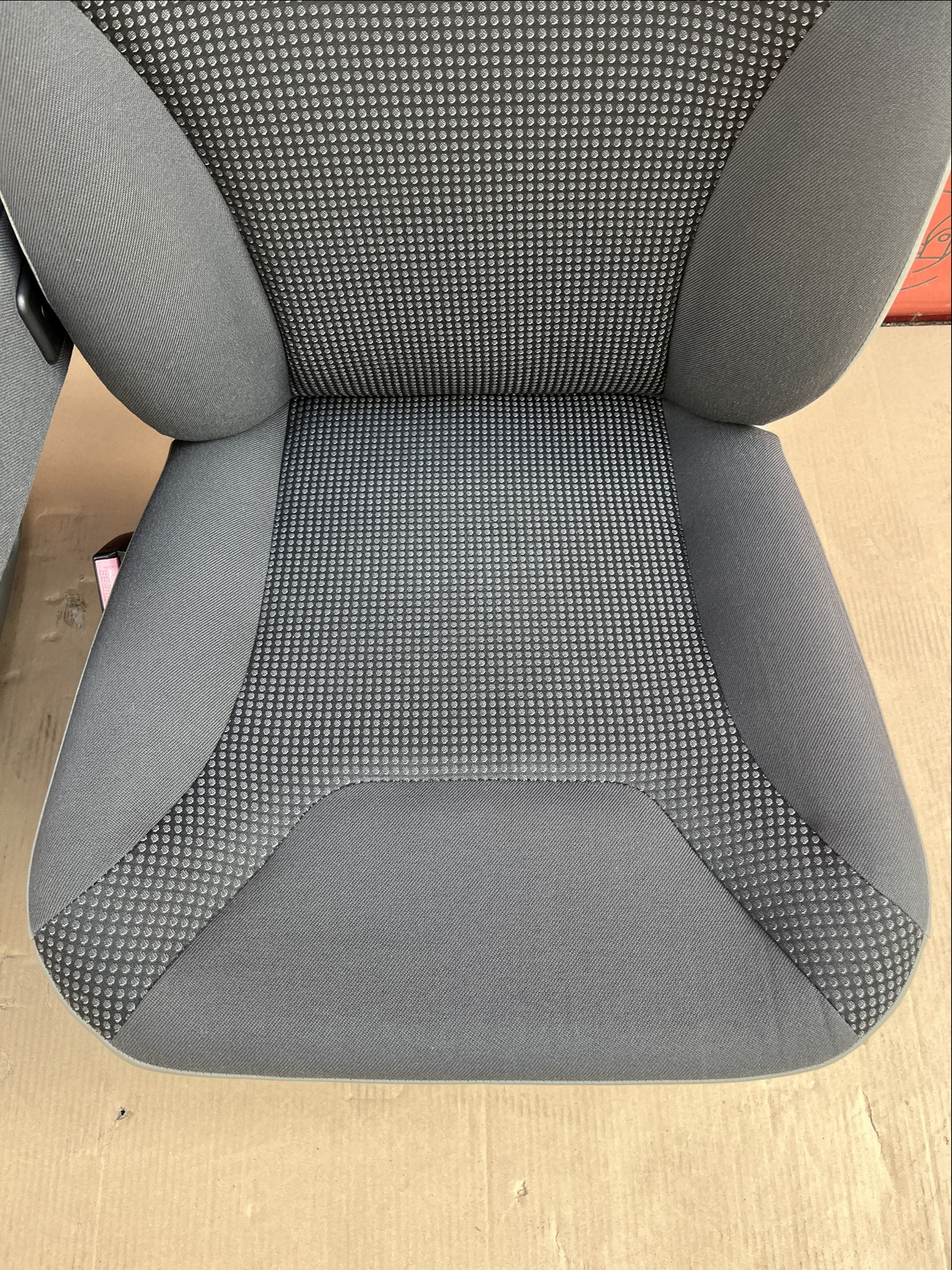Seat driver passenger Renault Trafic Vauxhall Vivaro Nissan Primastar 2001-2014