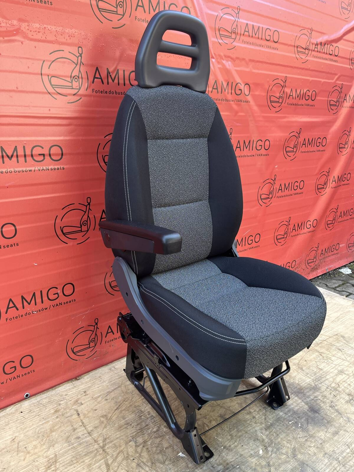 Seat Fiat Ducato Boxer Jumper Relay UK passenger | EU driver seat armrest adjustments