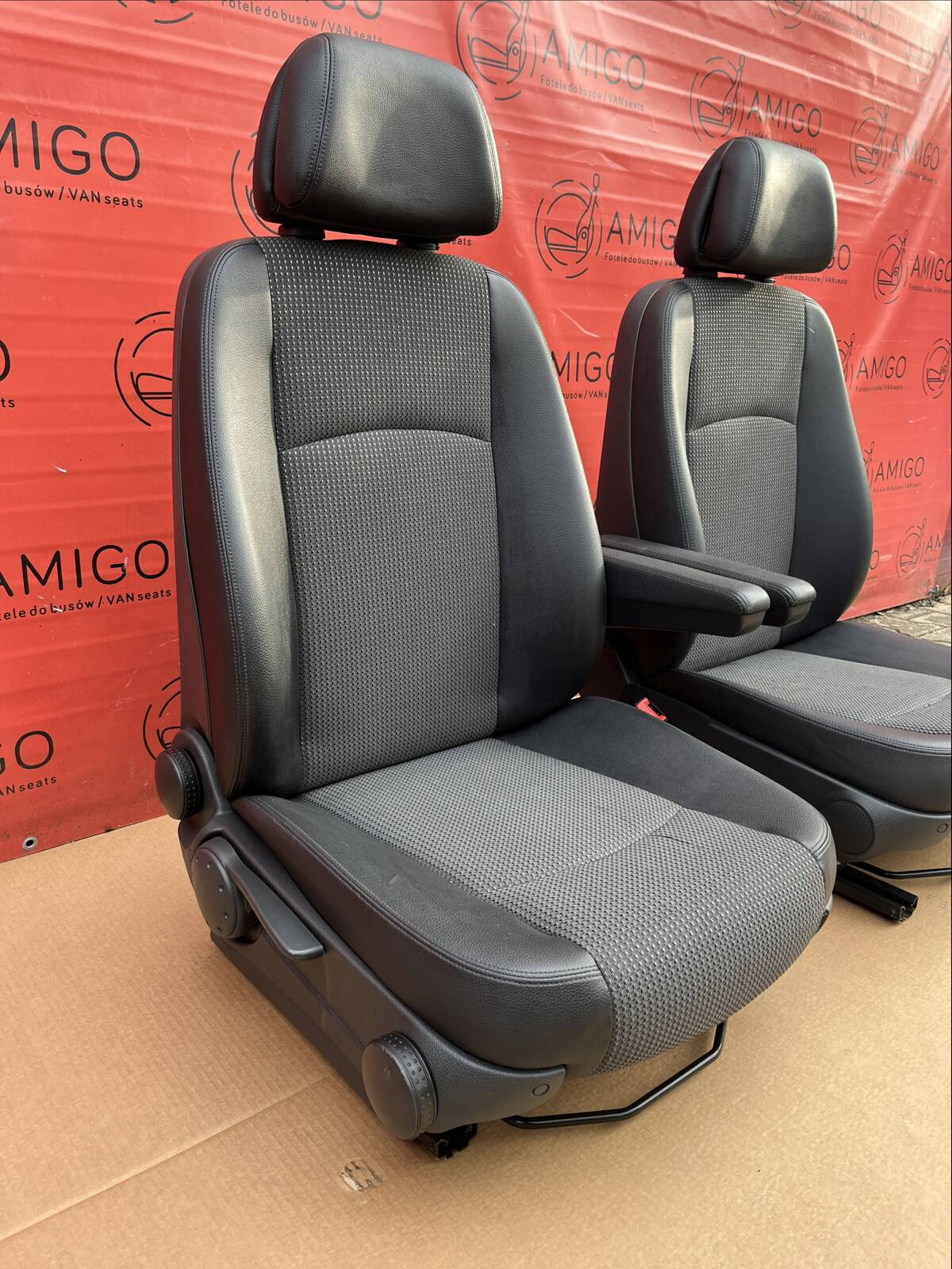 Seat Mercedes Vito W639 driver passenger 2003-2014 armrest adjustments heated