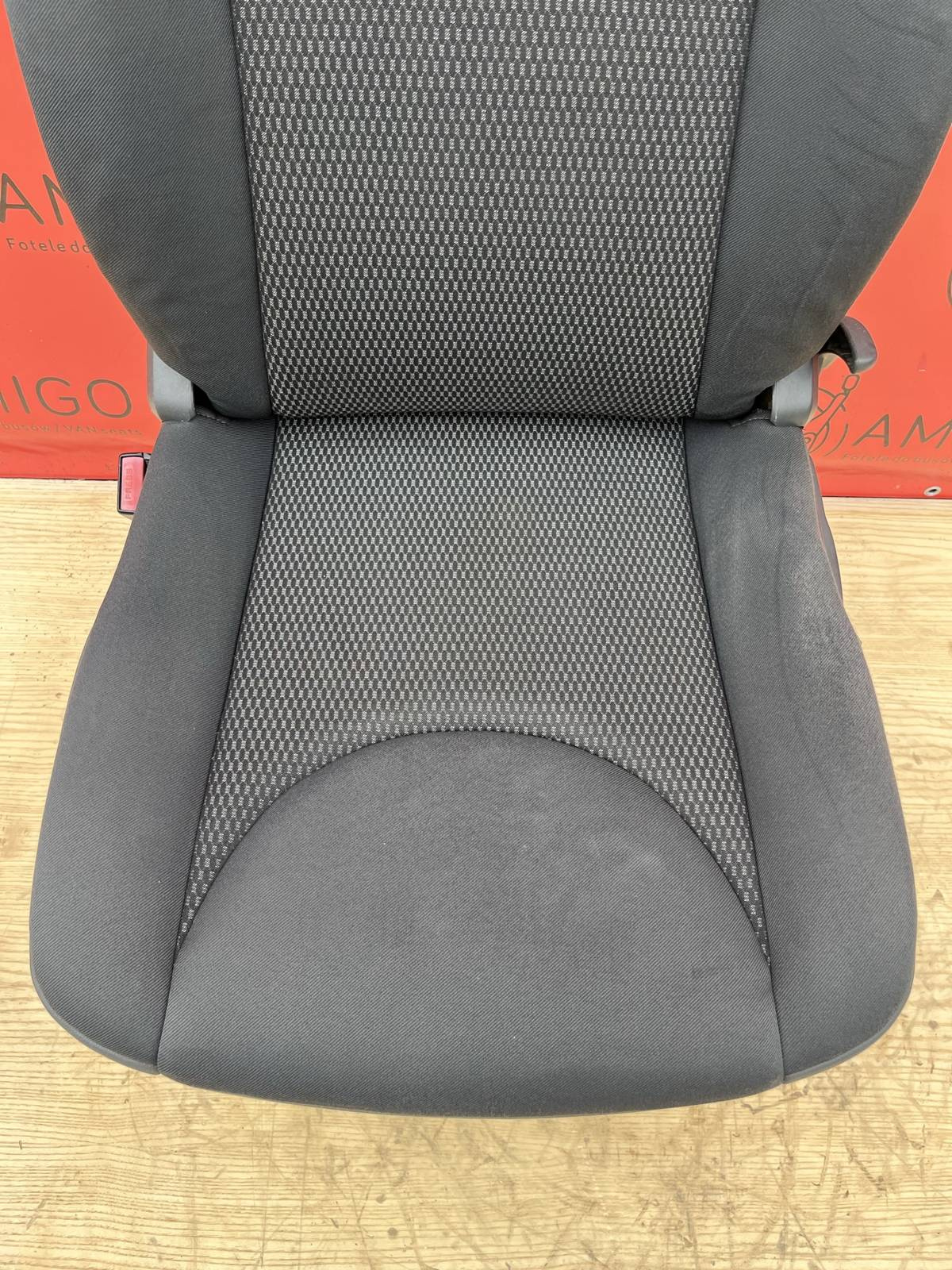 Front UK passenger seat | EU Driver Peugeot Expert II Dispatch Jumpy Proace 2006-2016