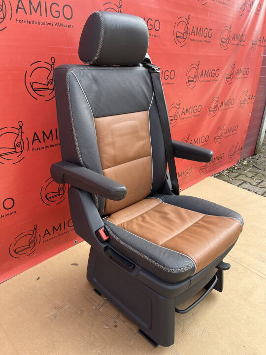 Seat single VW T5.1 T5 GP Multivan Caravelle PanAmericana rear t6 swivel