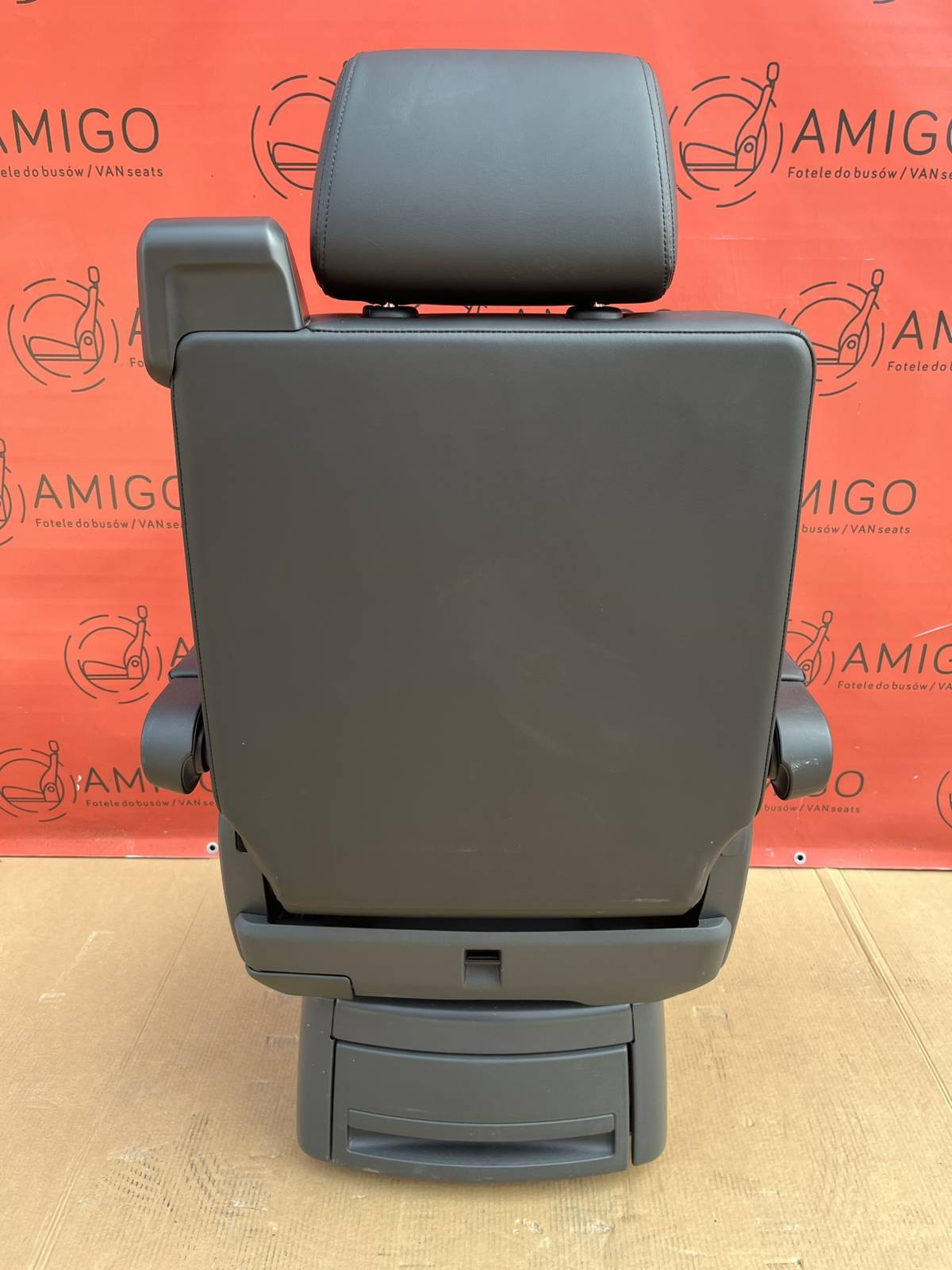 Seat VW T6 PanAmericana Multivan Caravelle Leather Mithy swivel rear T5 T6.1