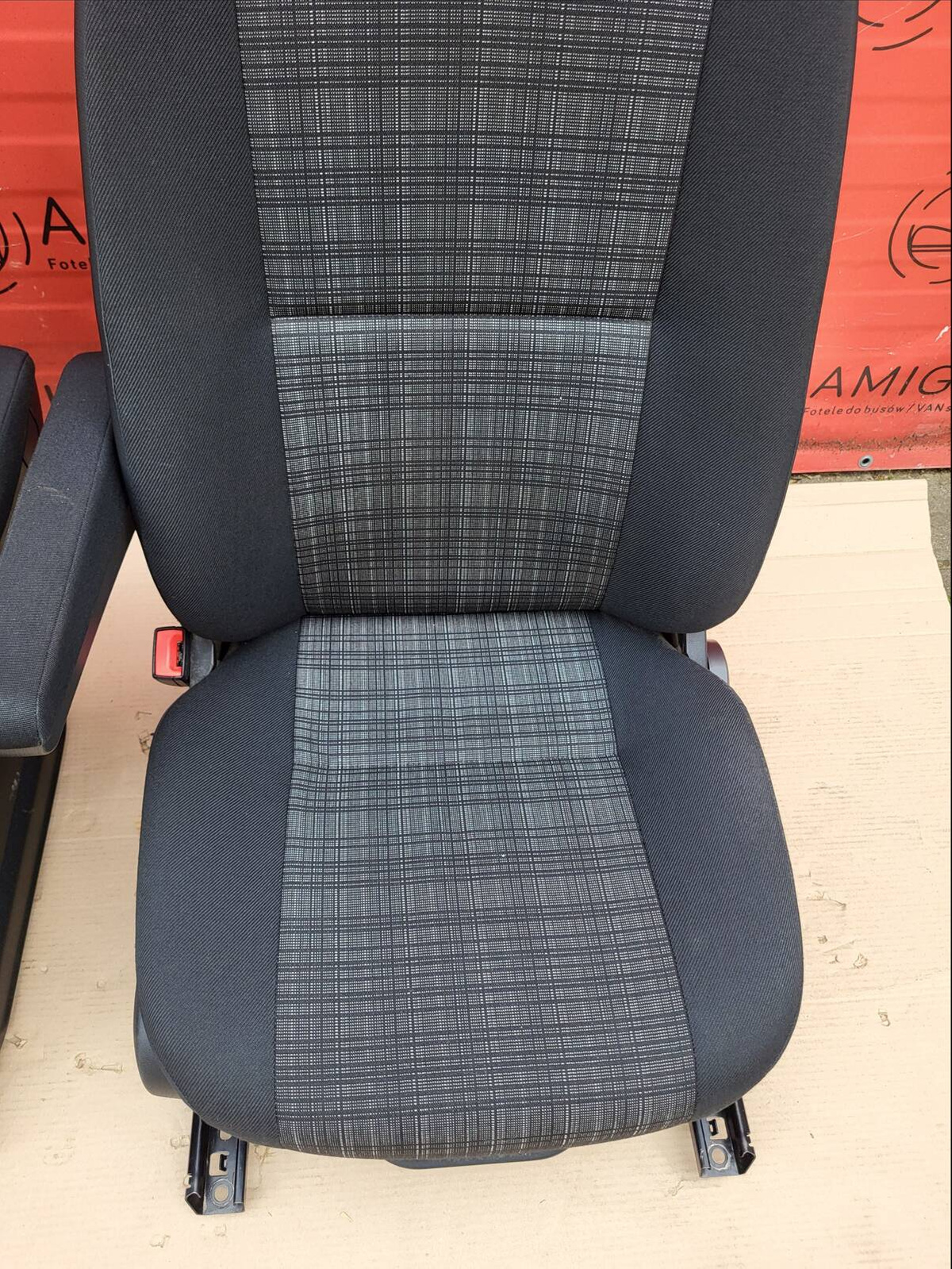 Seat Mercedes Sprinter W906 driver + passenger SET TUNJA comfort seat armrests