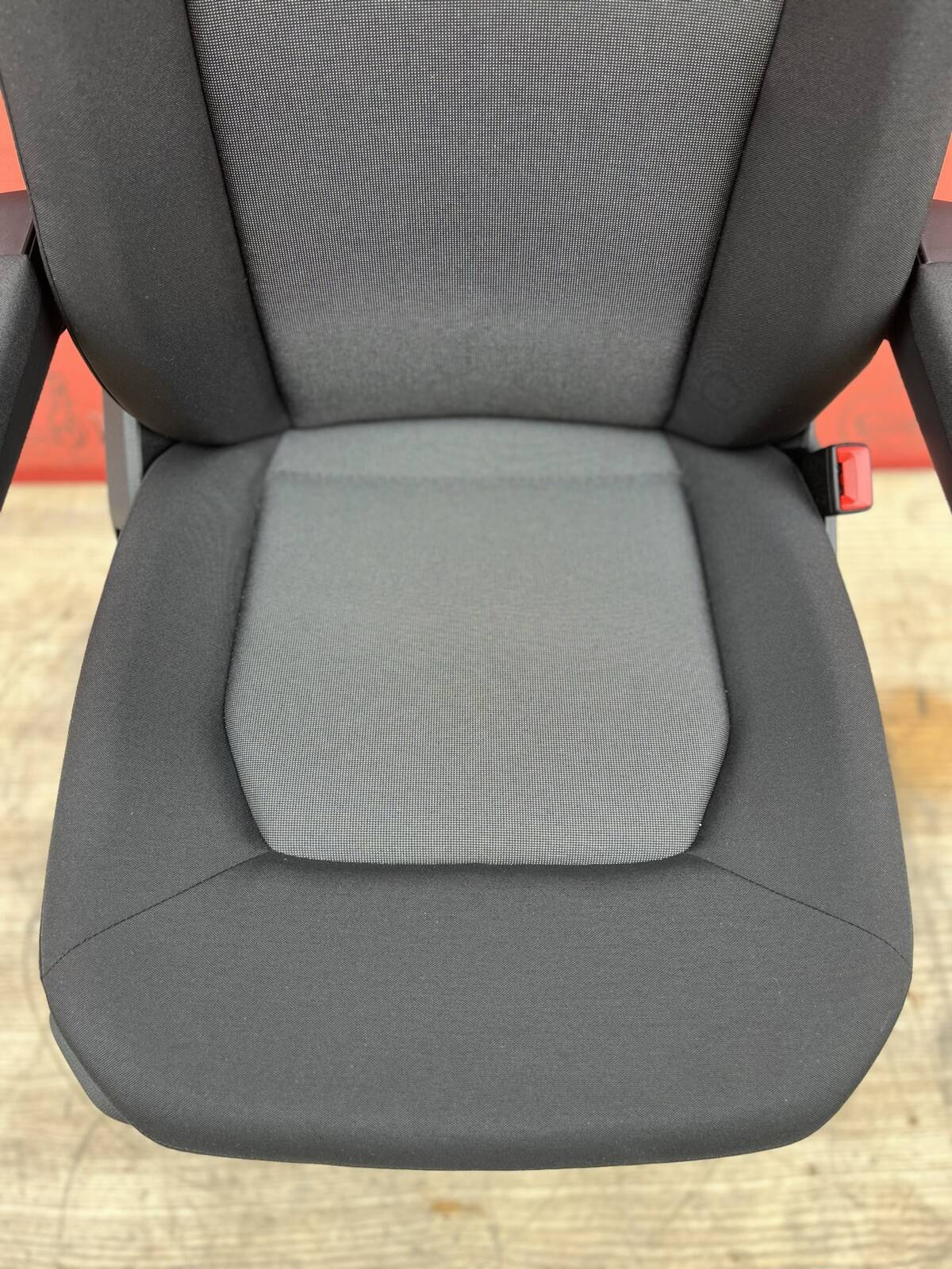 Seat VW Crafter II MAN TGE 2016-2023 UK driver | EU passenger captain seat armrests
