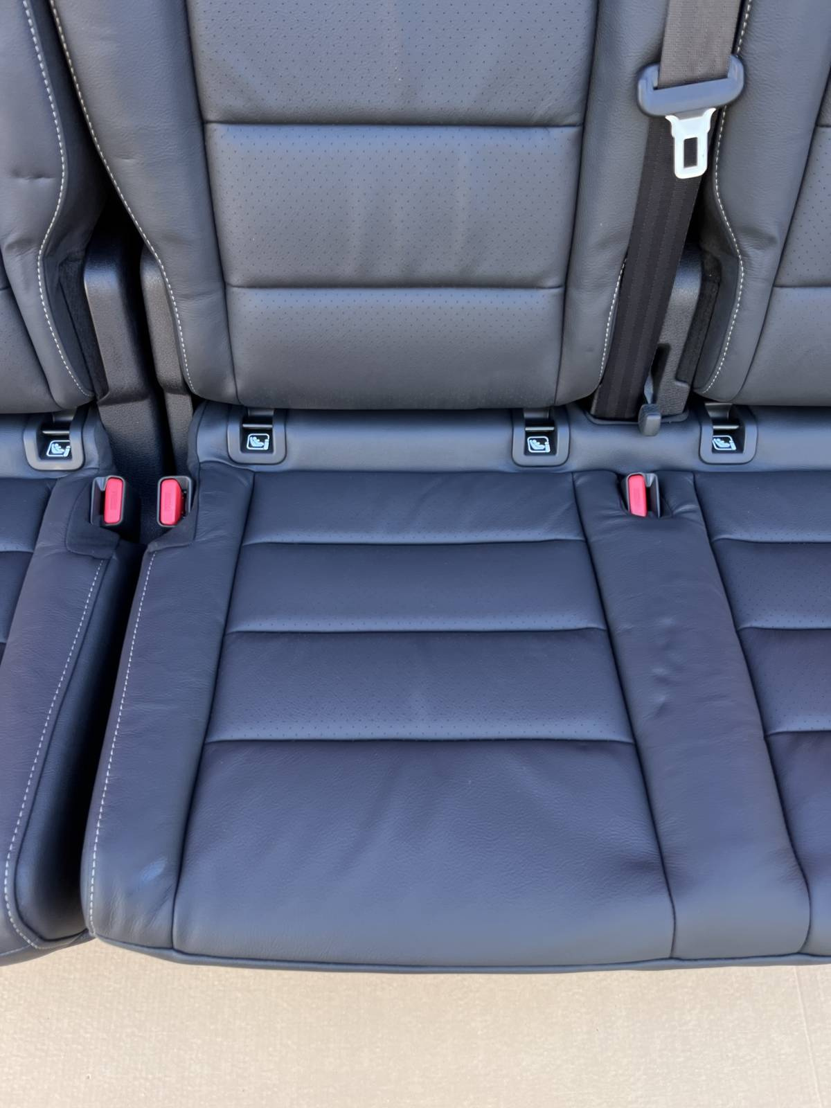 Rear bench seat Traveller Spacetourer Ulysse Zafira Vivaro Proace leather rails