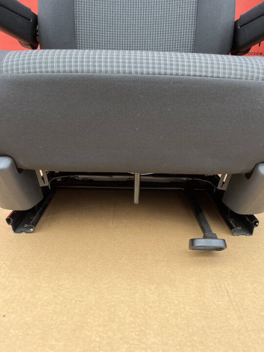 Driver passenger Captain swivel seats seat VW T6.1 Caravelle t5 Double Grid