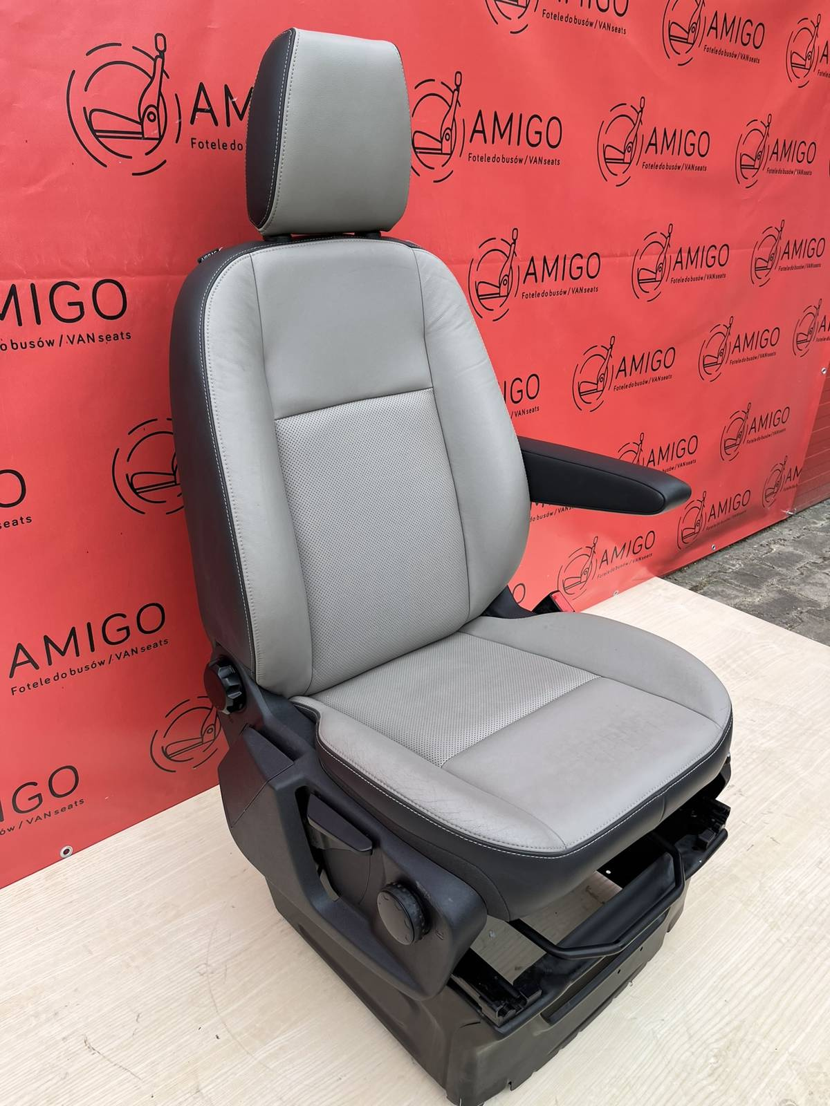 Ford Transit Custom Seat EU passenger | UK driver armrest 2012-2022 Torino leather