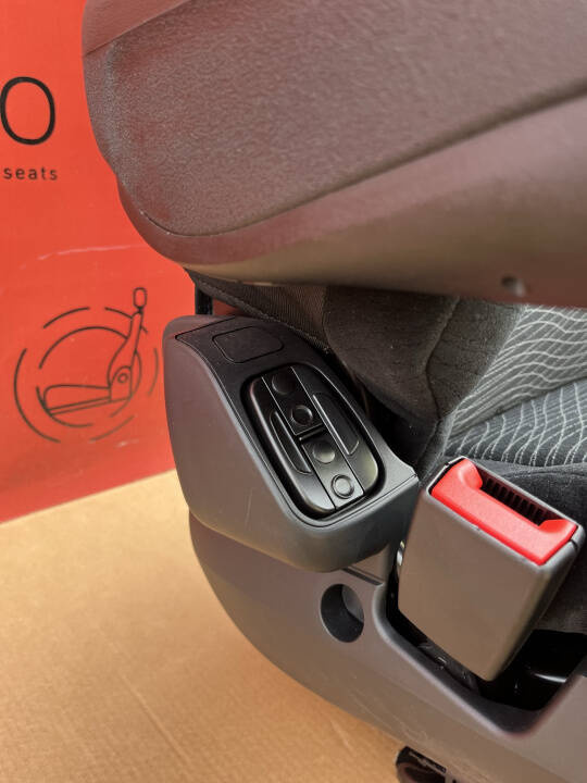 Seat UK passenger | EU driver Mercedes-Benz Actros MP4 Antos Arocs Comfort Grammer NEW truck