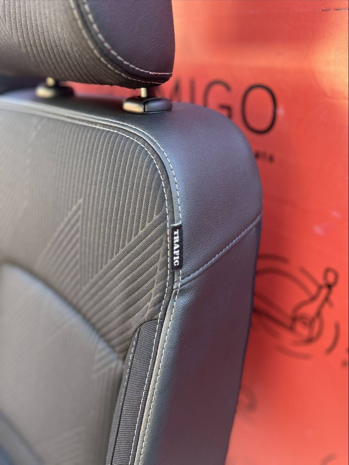 Seat Renault Trafic Vivaro NV300 TALENTO front double passenger JAVA RHD