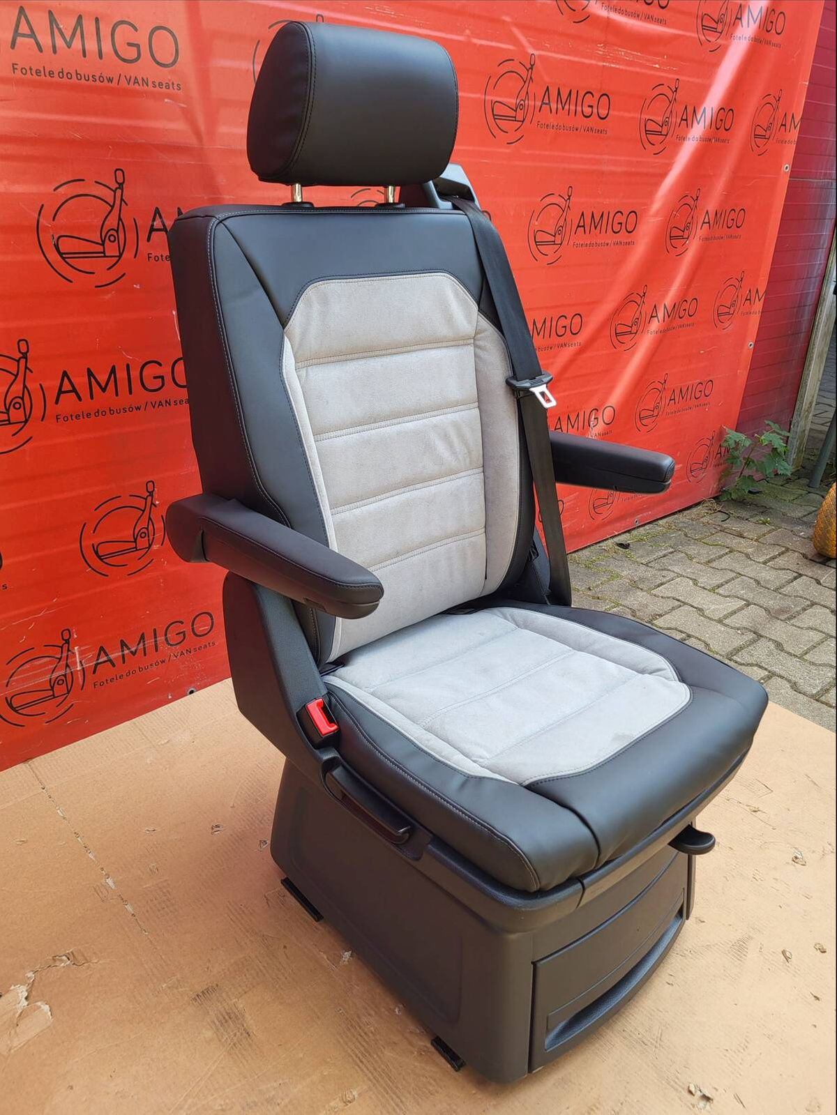 Seat VW T6 Multivan Caravelle Leather Alcantara swivel rear T5 T6.1