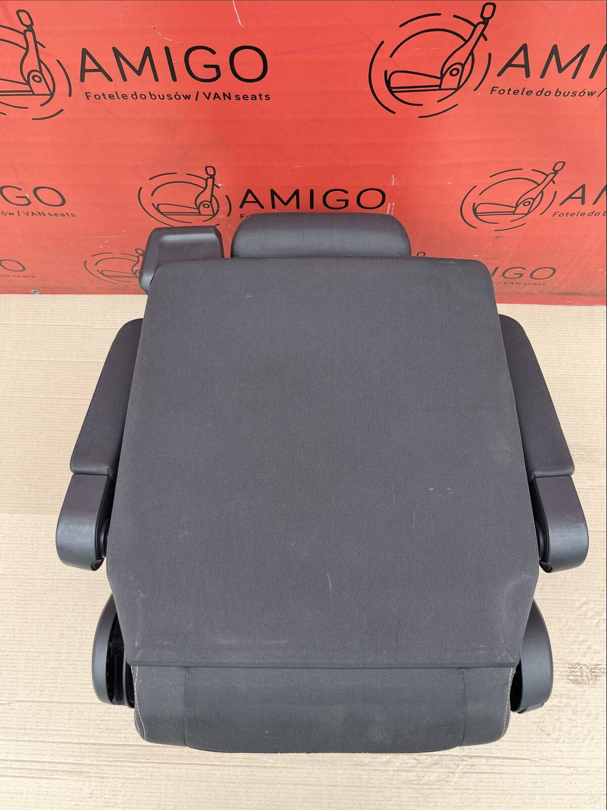 Seat VW T5 Multivan UNITED swivel rear single