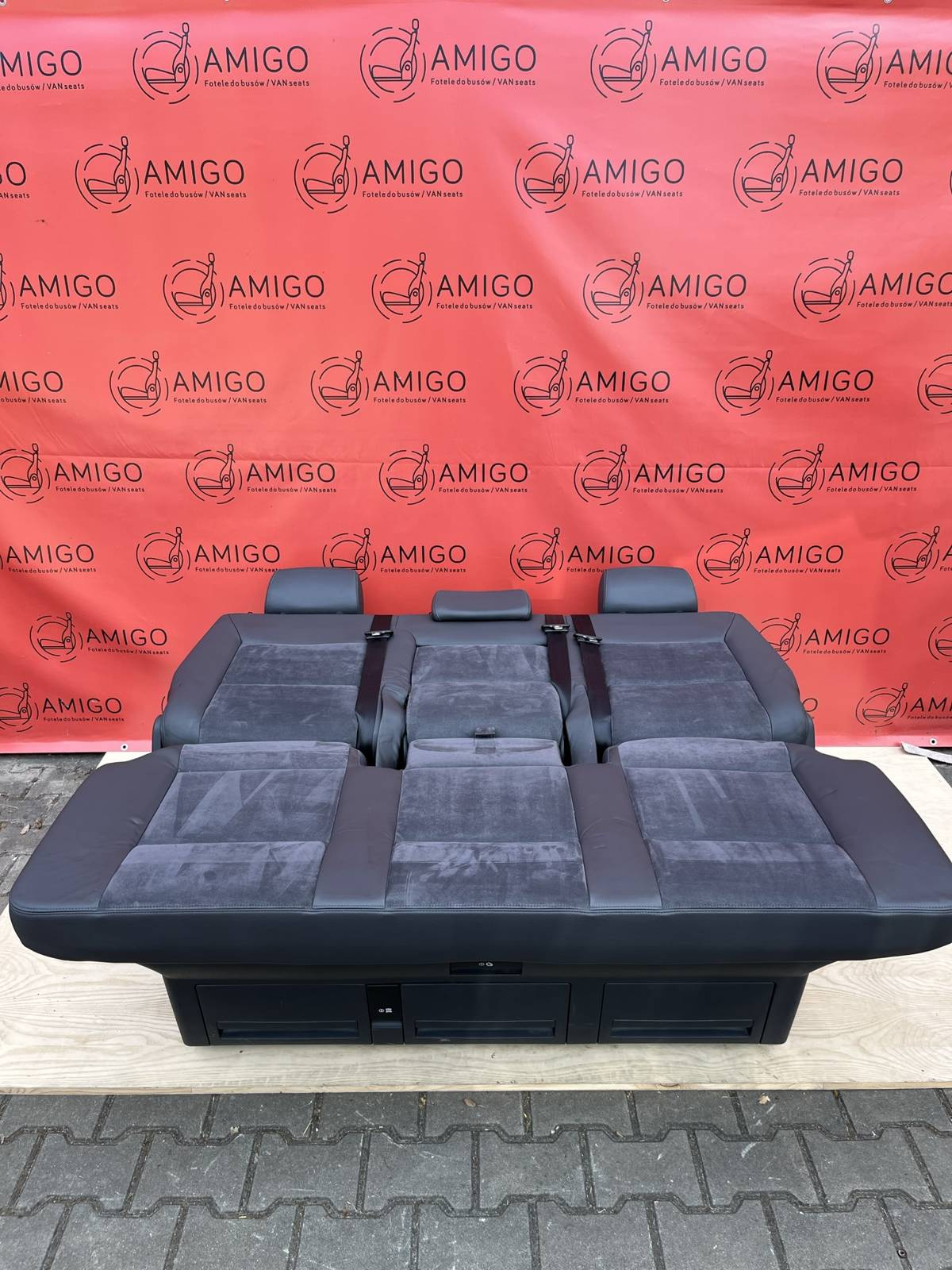 Bench rear triple seat VW T5 anthracite leather alcantara Multivan Caravelle t6