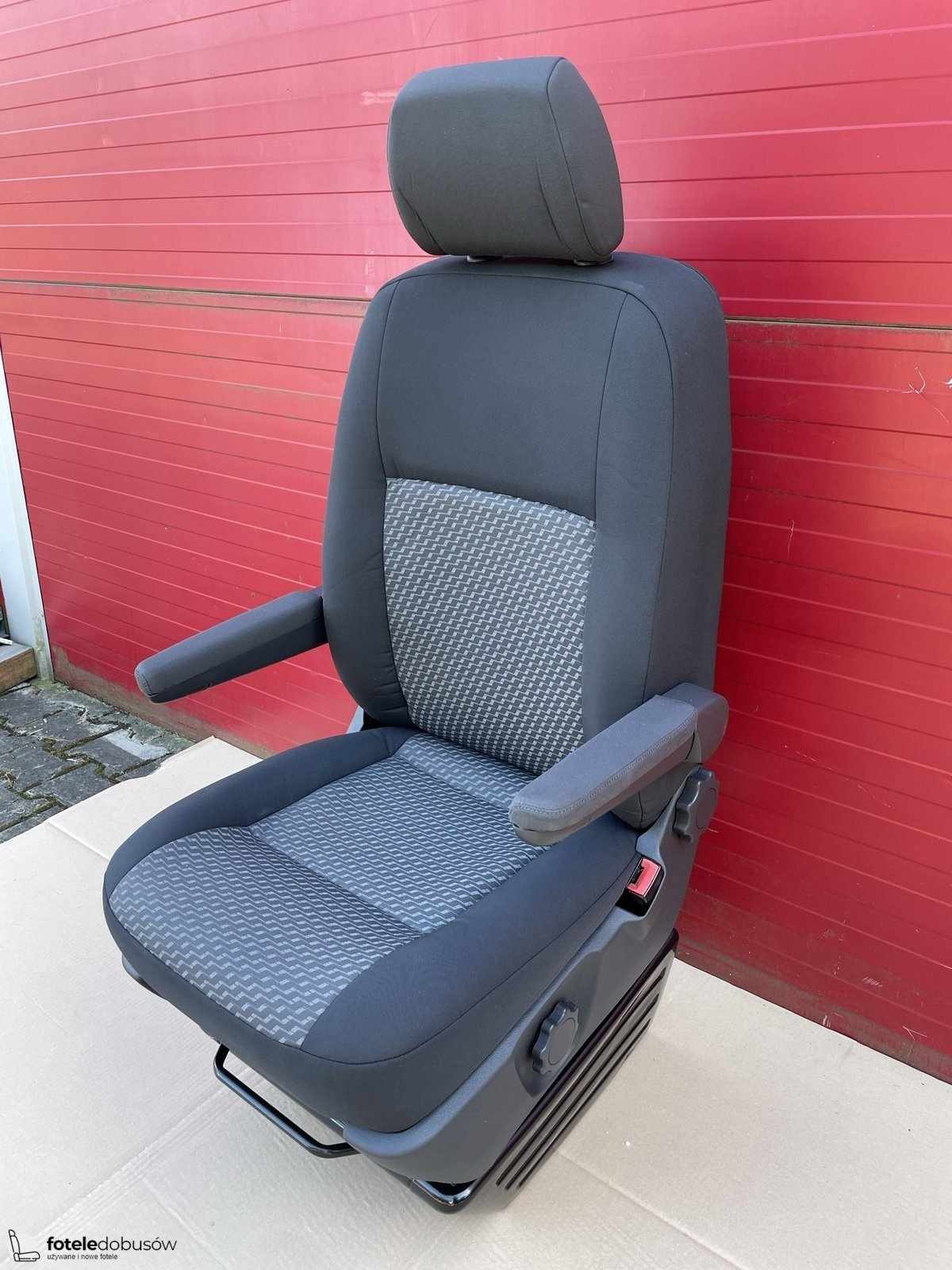Seat VW T5 GP front UK driver | EU passenger TASAMO with base adjustments armrests
