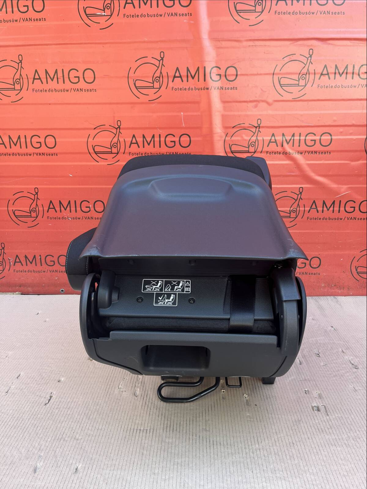 Seat single rear left Renault Trafic SpaceClass V-class W447 Black Connect