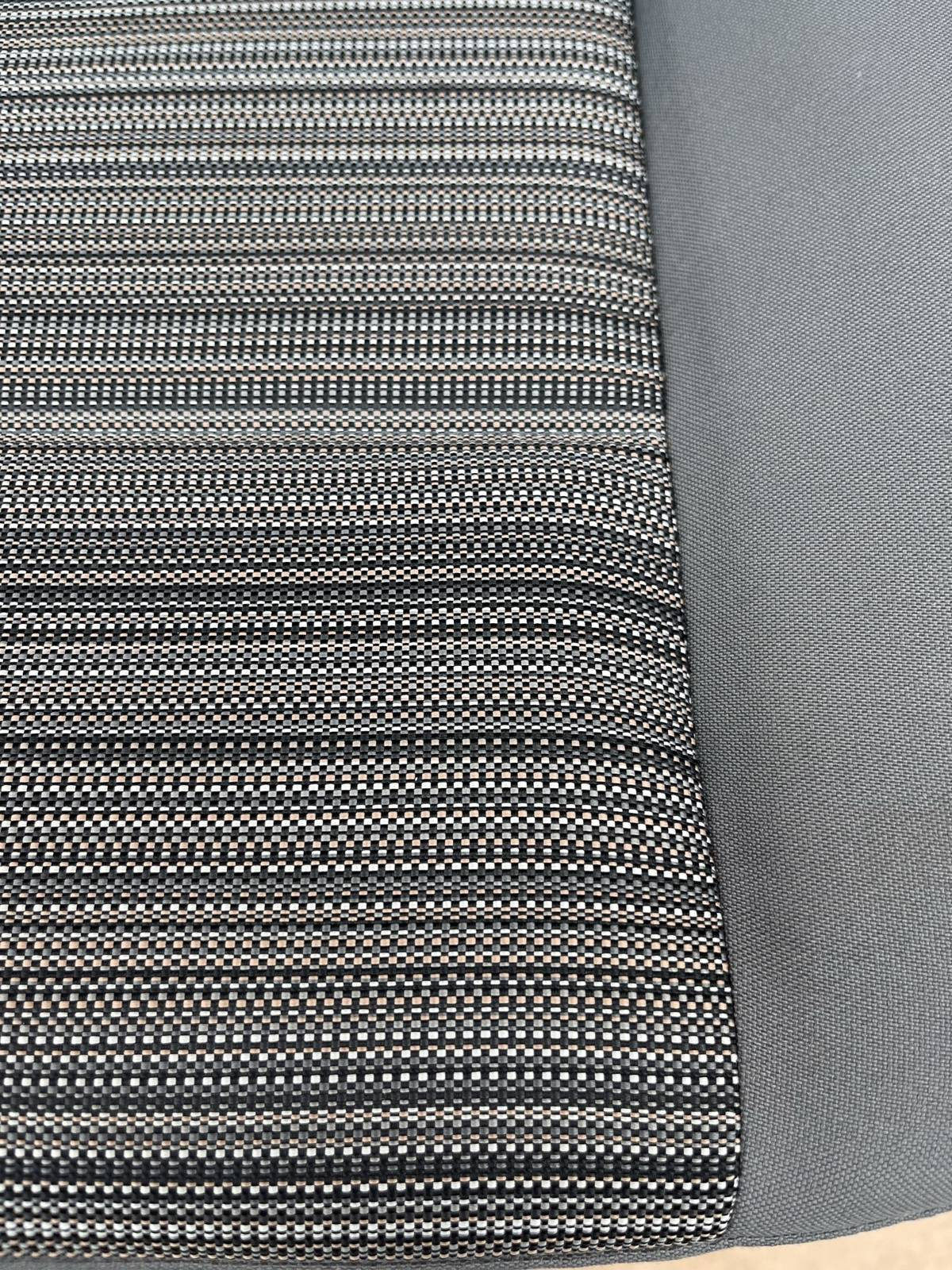 Seat VW T6.1 T6 California Multivan Caravelle Mixed Dots swivel rear single t5