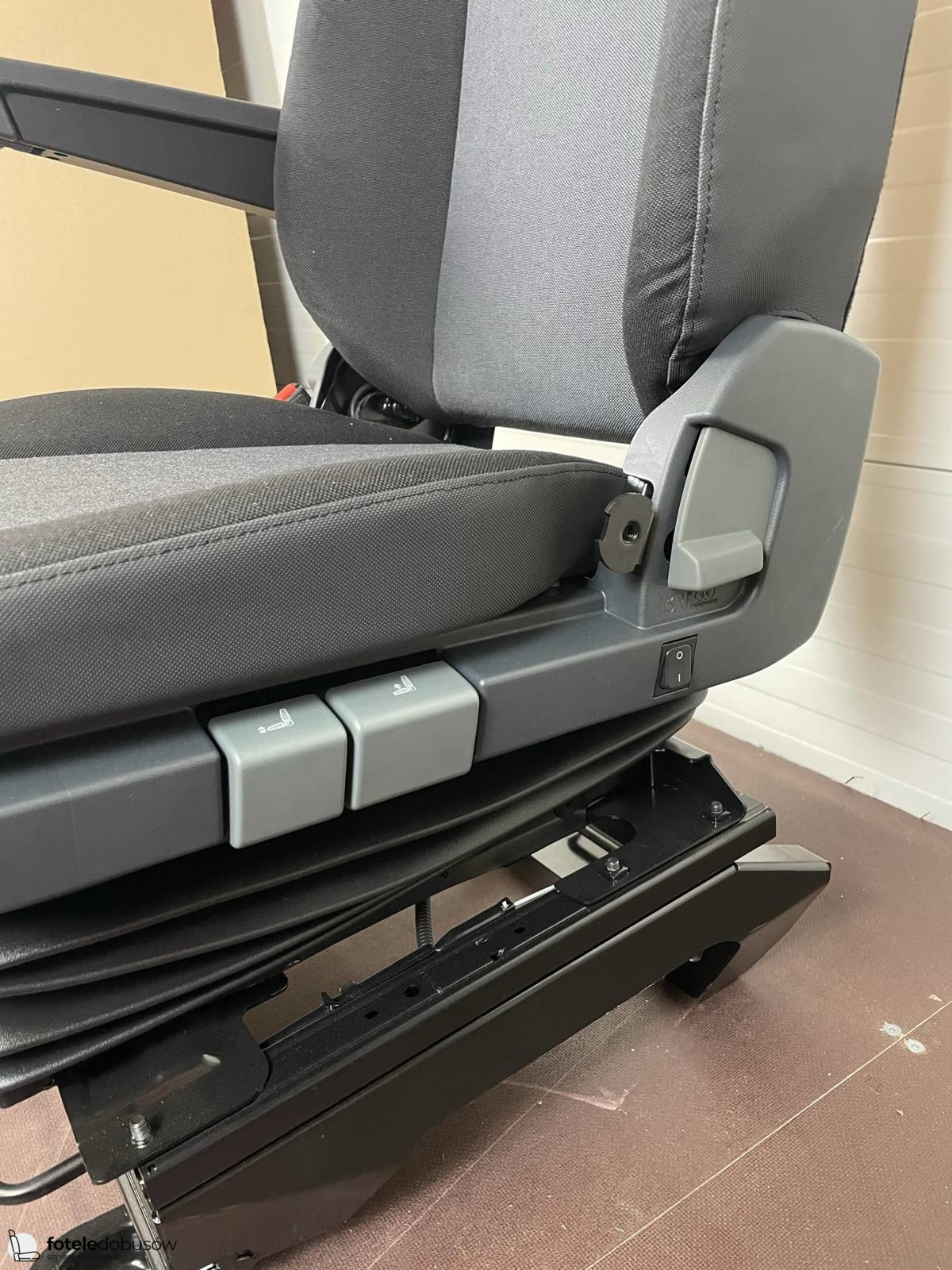 Seat Opel Vauxhall Movano Master NV400 UK passenger | EU driver adjustments pumped suspension