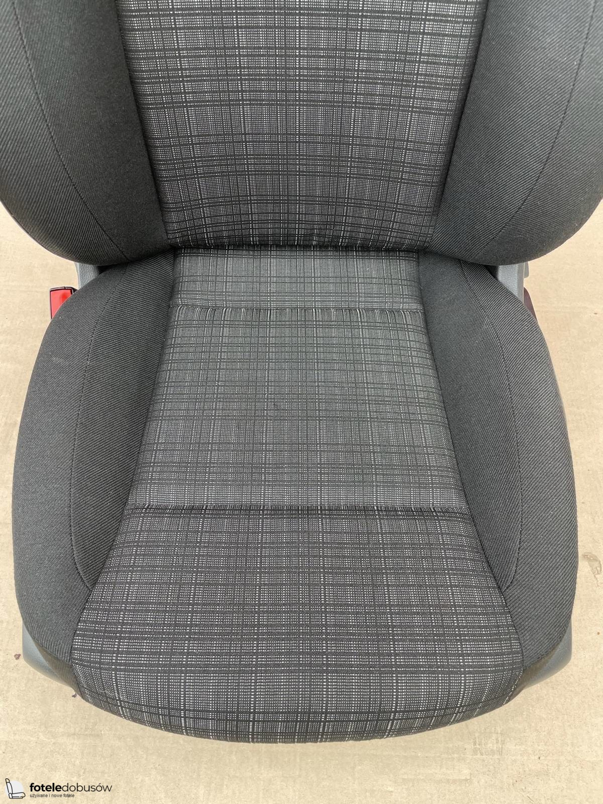 Seat Mercedes Vito W447 UK passenger | EU driver armrest adjustments Tunja