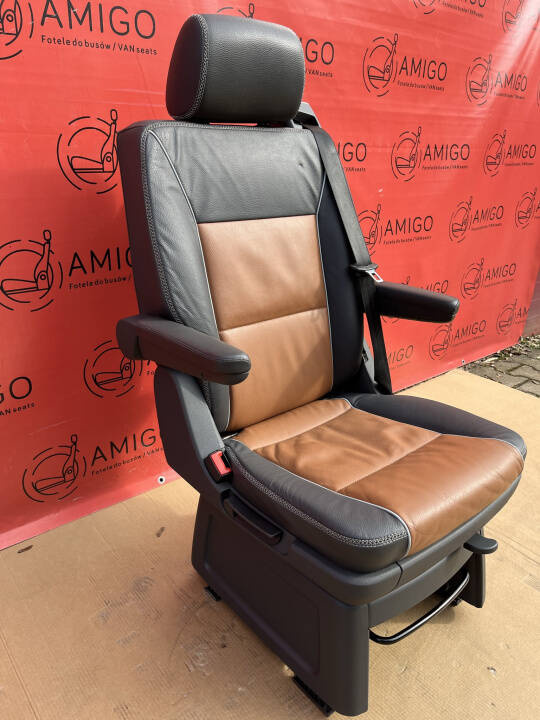 Seat single VW T5.1 T5 GP Multivan Caravelle PanAmericana rear t6 swivel