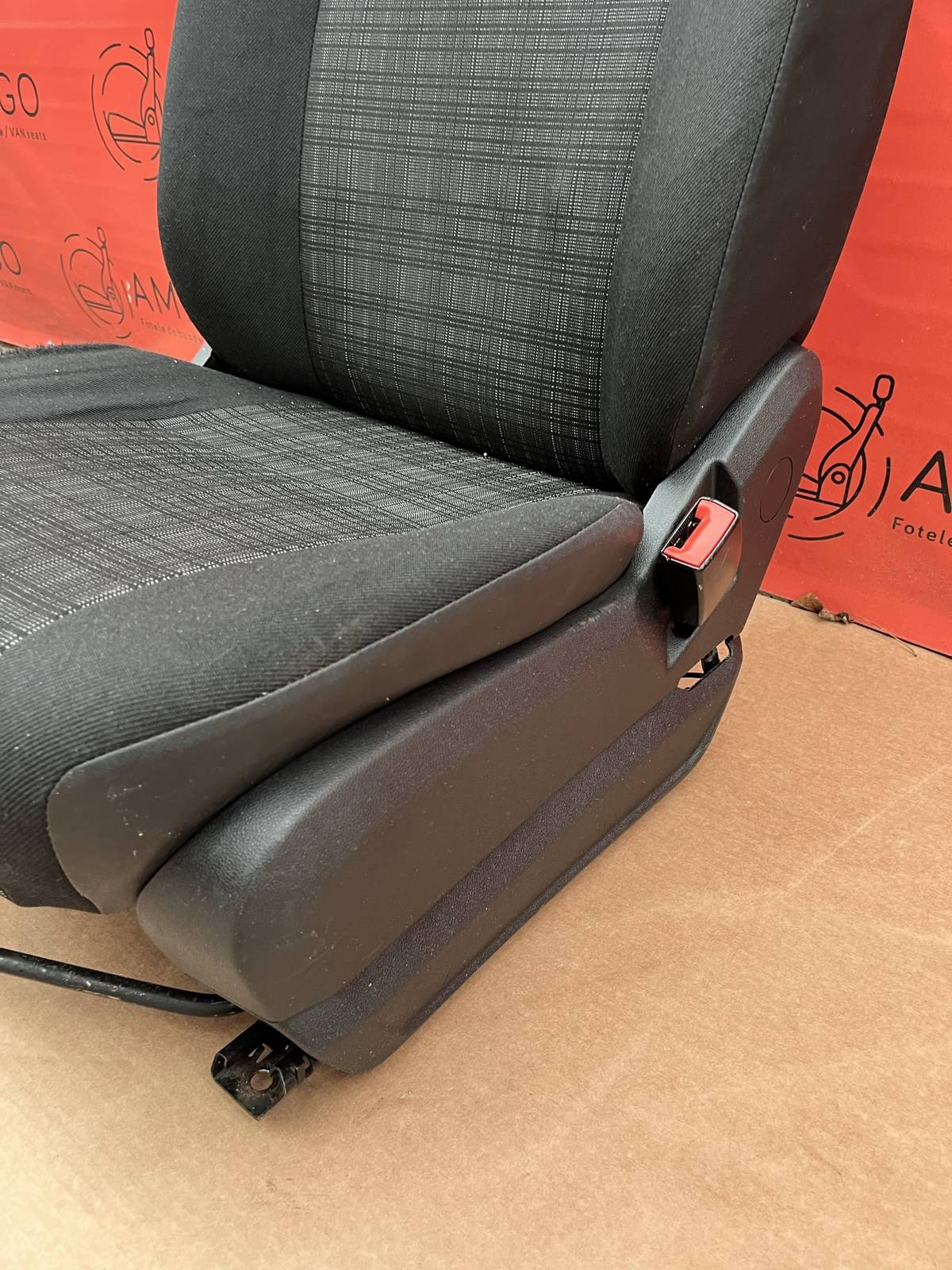 Seat Mercedes Sprinter W906 EU passenger | UK driver adjustments TUNJA