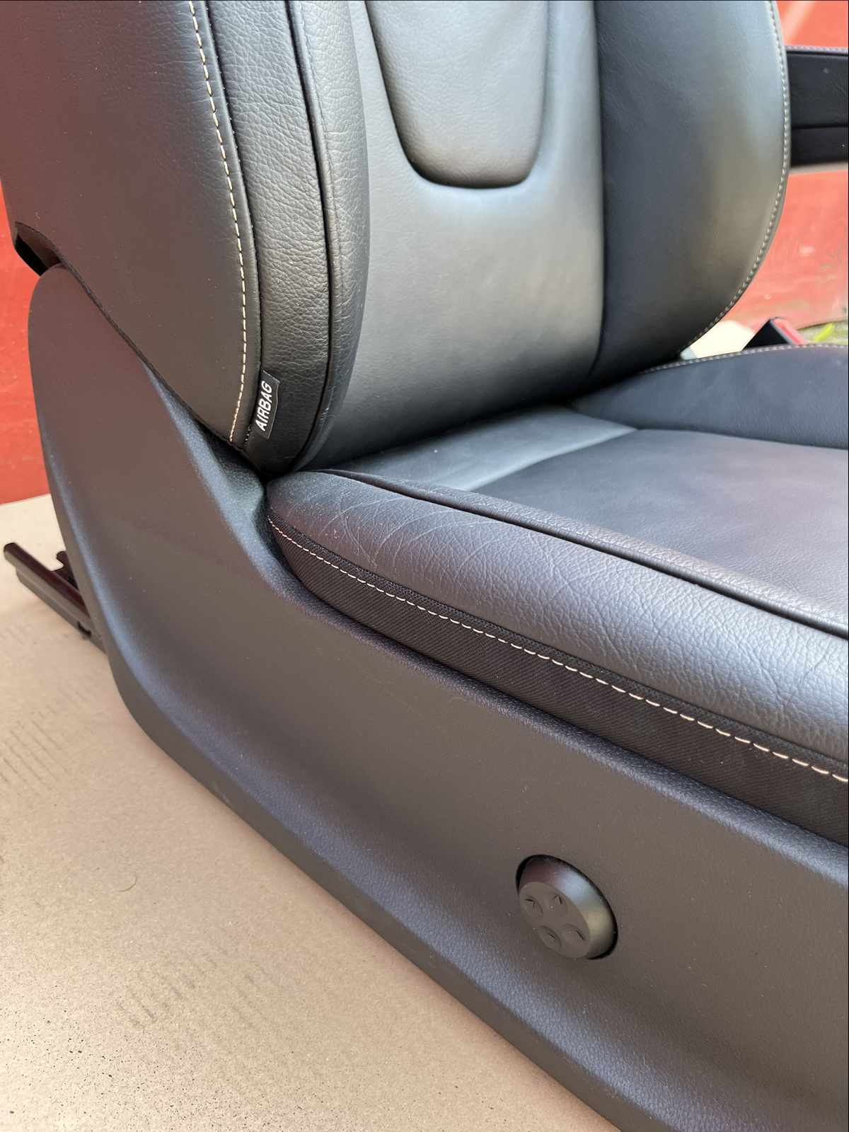 Front Seat Mercedes Vito W447 driver passenger 2014-2024 armrests Lugano Leather