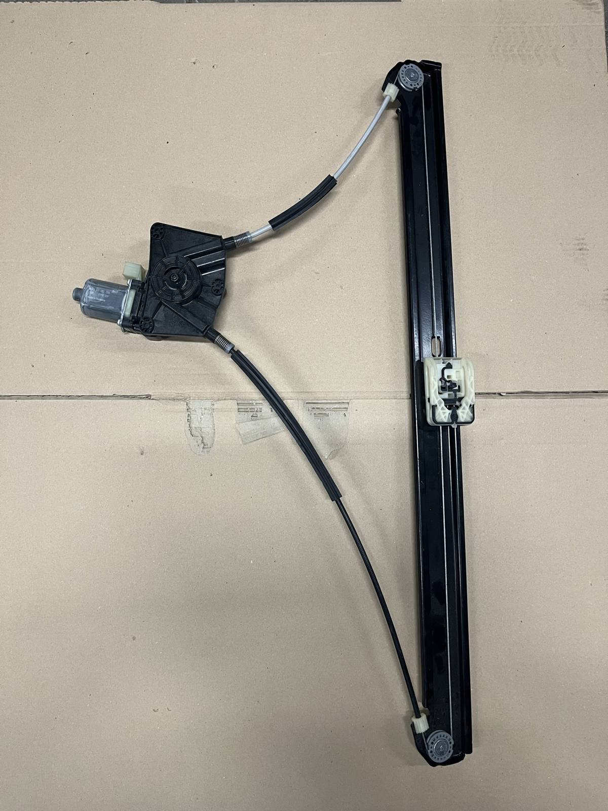 VW CRAFTER MAN TGE Right Window Regulator with motor 7C0837462A 8W0959801