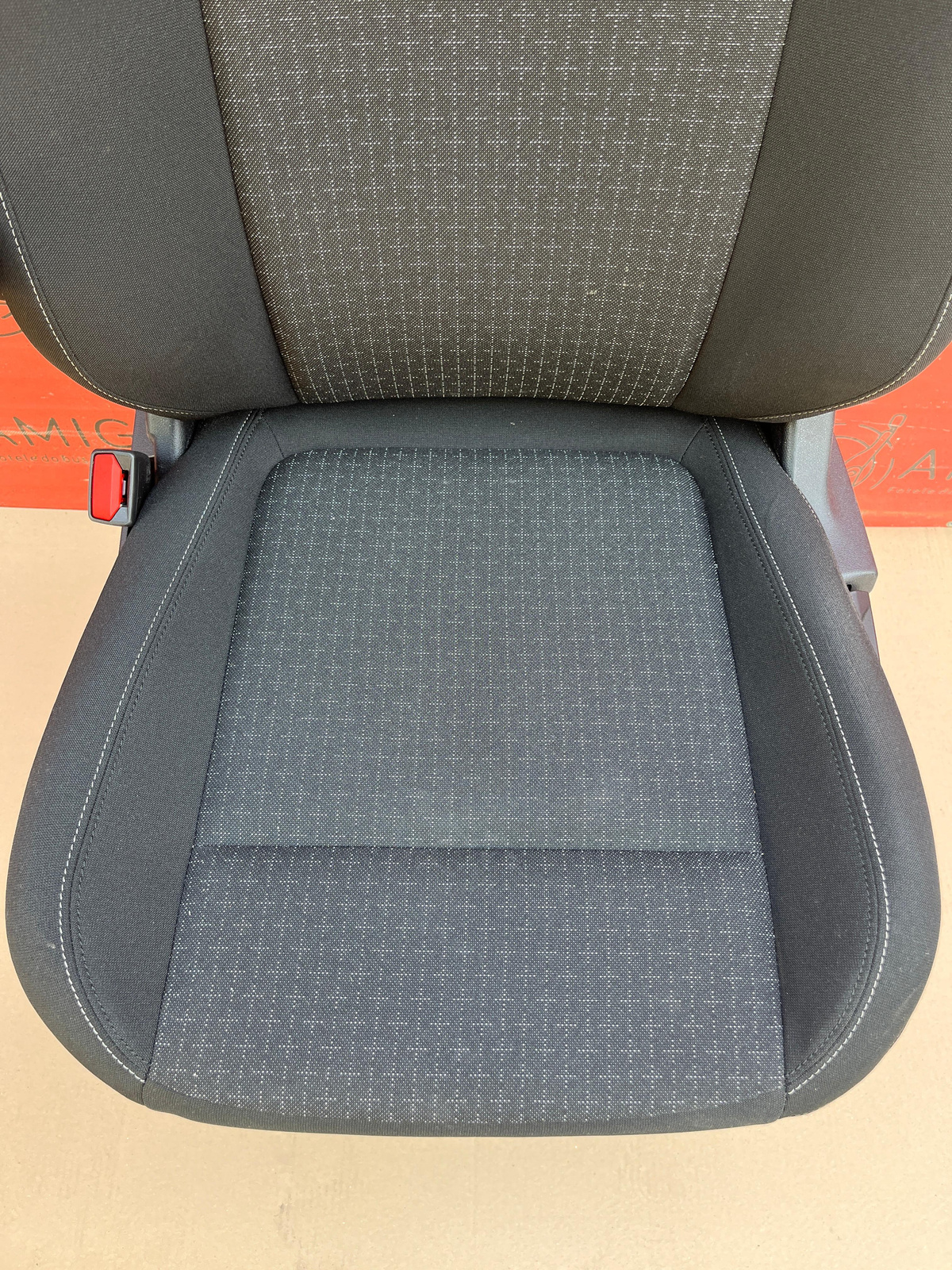 Neu Ford Transit Custom V710 Seat UK passenger | EU driver armrest 2023-25 heated airbag Barlo
