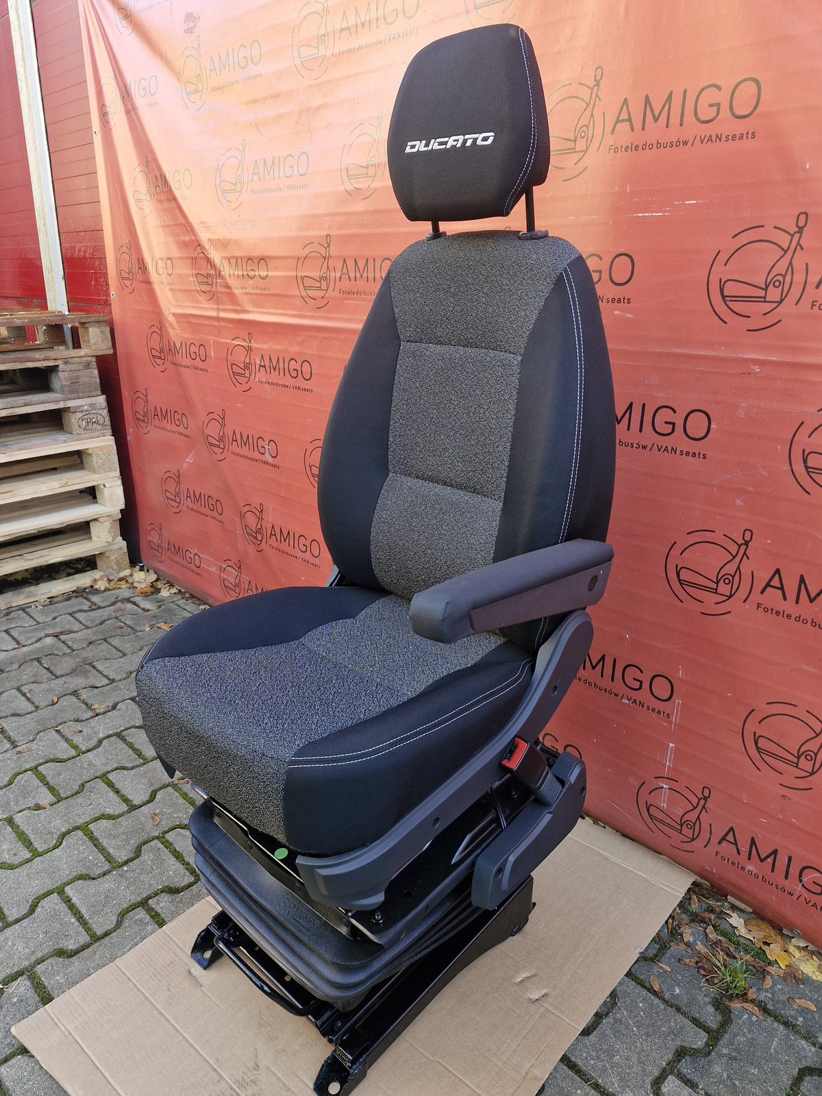 Seat Fiat Ducato BoSeat Fiat Ducato Boxer Relay Movano C EU passenger | UK driver seat armrest adjustment suspension basexer Relay Movano C EU passenger | UK driver seat armrest adjustment pumped pneumatic