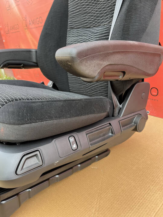 Seat UK passenger | EU driver Mercedes-Benz Actros MP4 Antos Arocs Comfort Grammer NEW truck