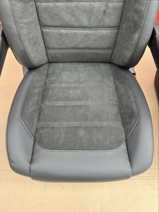 Driver passenger seat VW T5 DUO red Multivan Caravelle