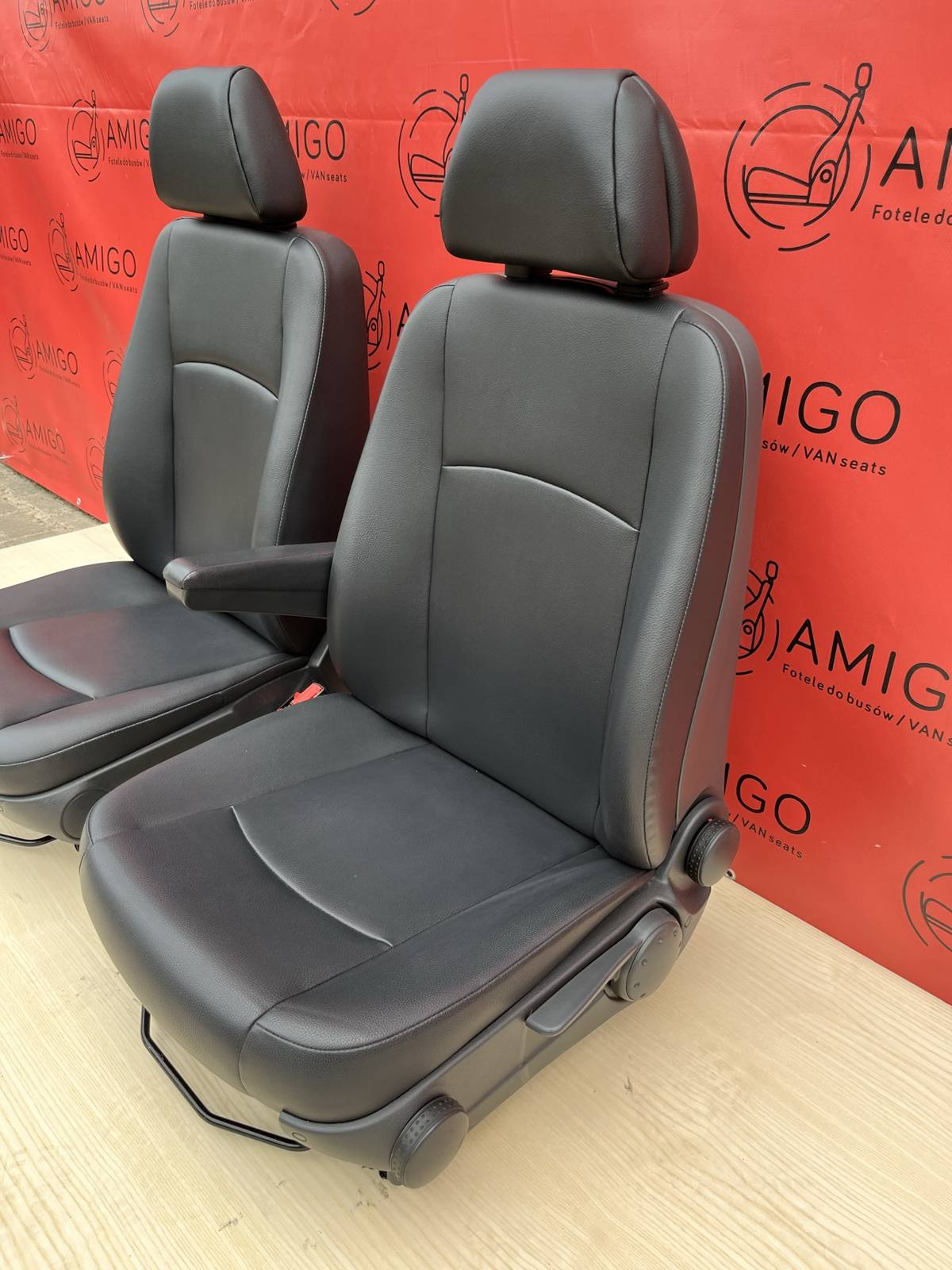 Seat Mercedes Vito W639 driver passenger 2003-2014 armrest adjustments