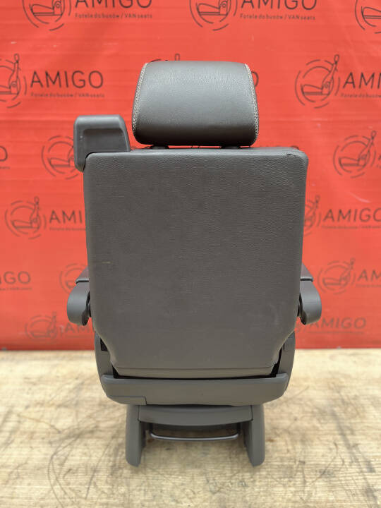 Seat single VW T5.1 T5 GP Multivan Caravelle PanAmericana rear t6 not swivel