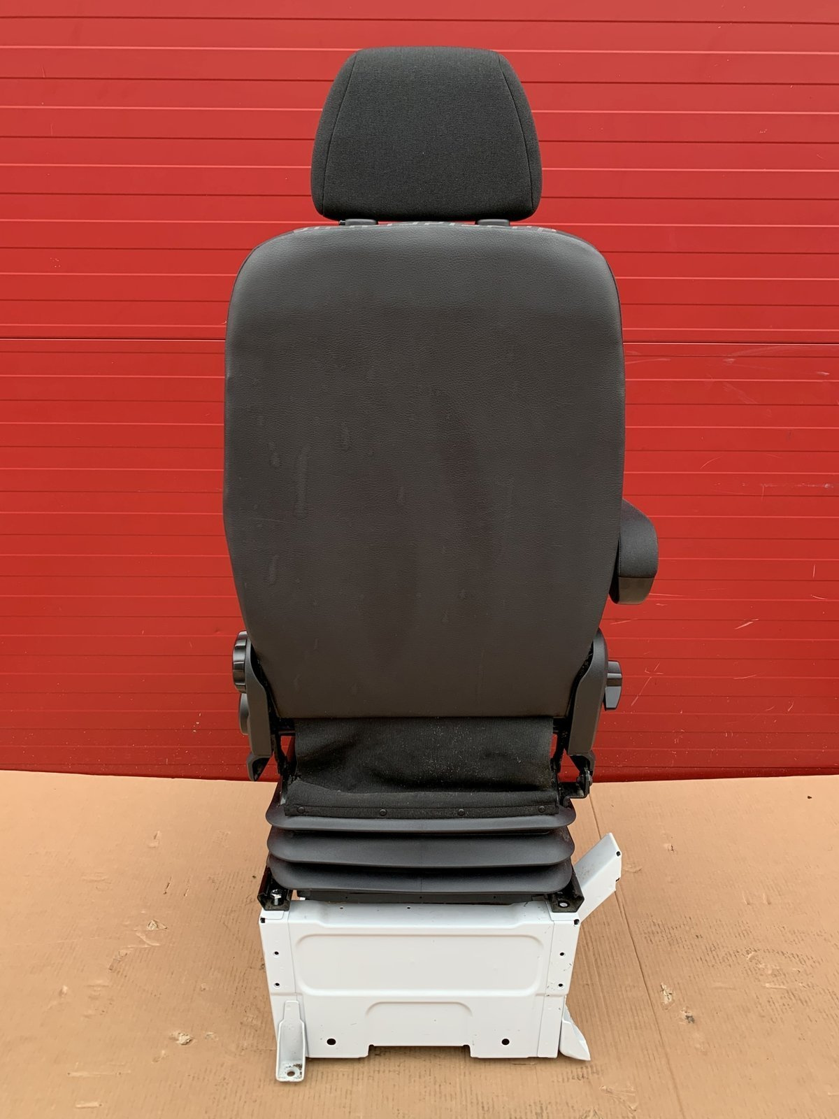 Seat VW Crafter I UK passenger EU driver Tasamo adjustments suspension pumped