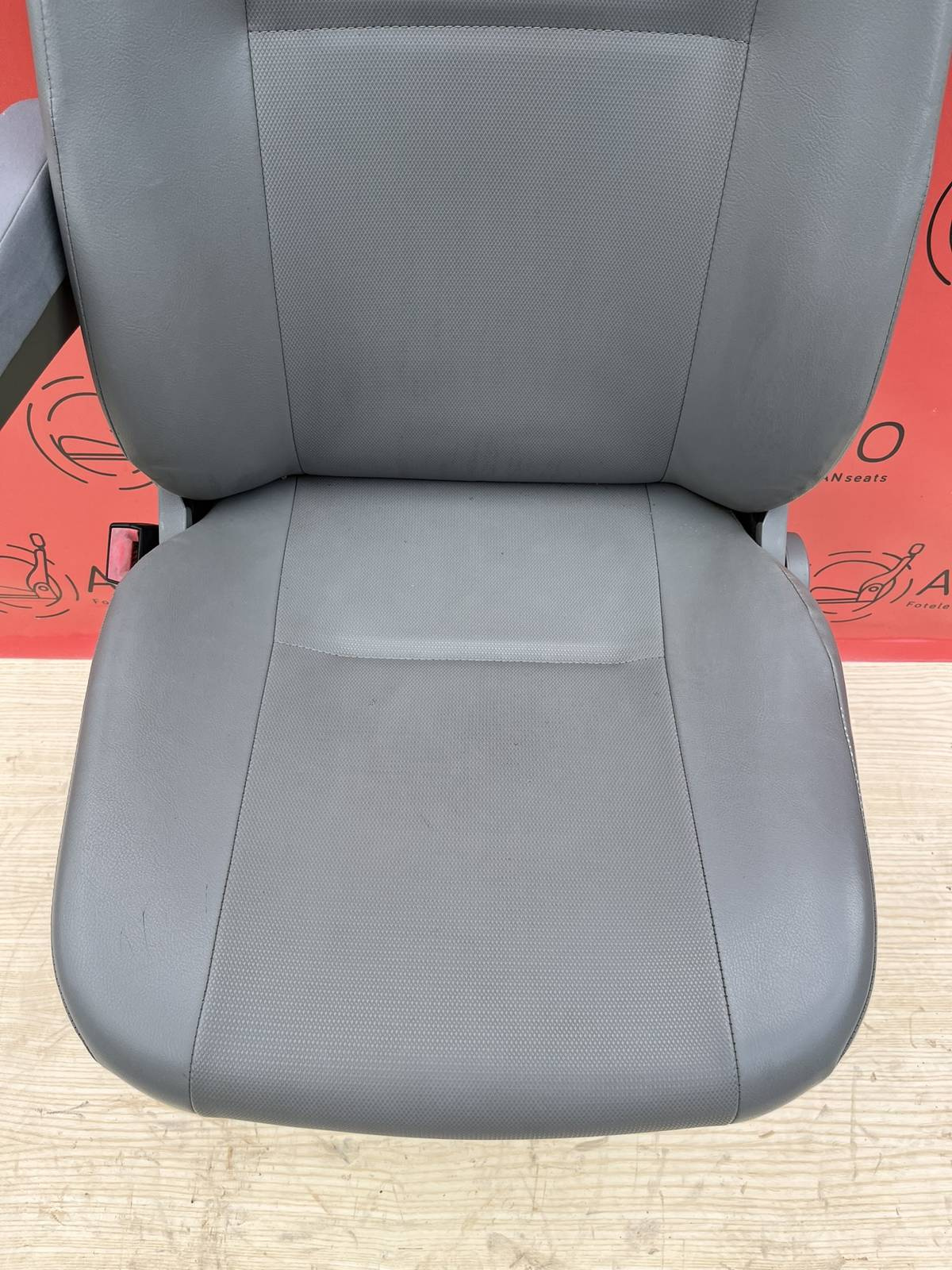 Seat VW Crafter Sprinter W906 UK passenger | EU driver Faux Leather adjustments armrest