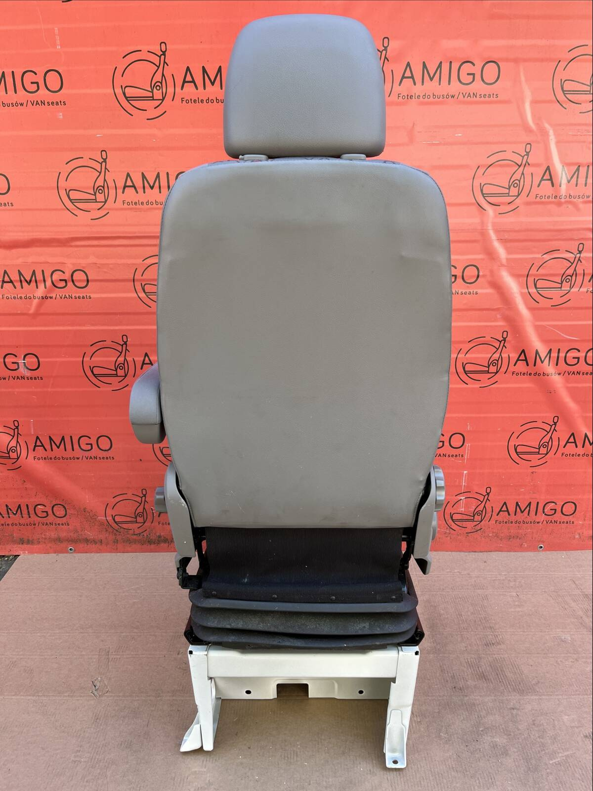 Seat VW Crafter I EU passenger | UK driver OX adjustments suspension pumped