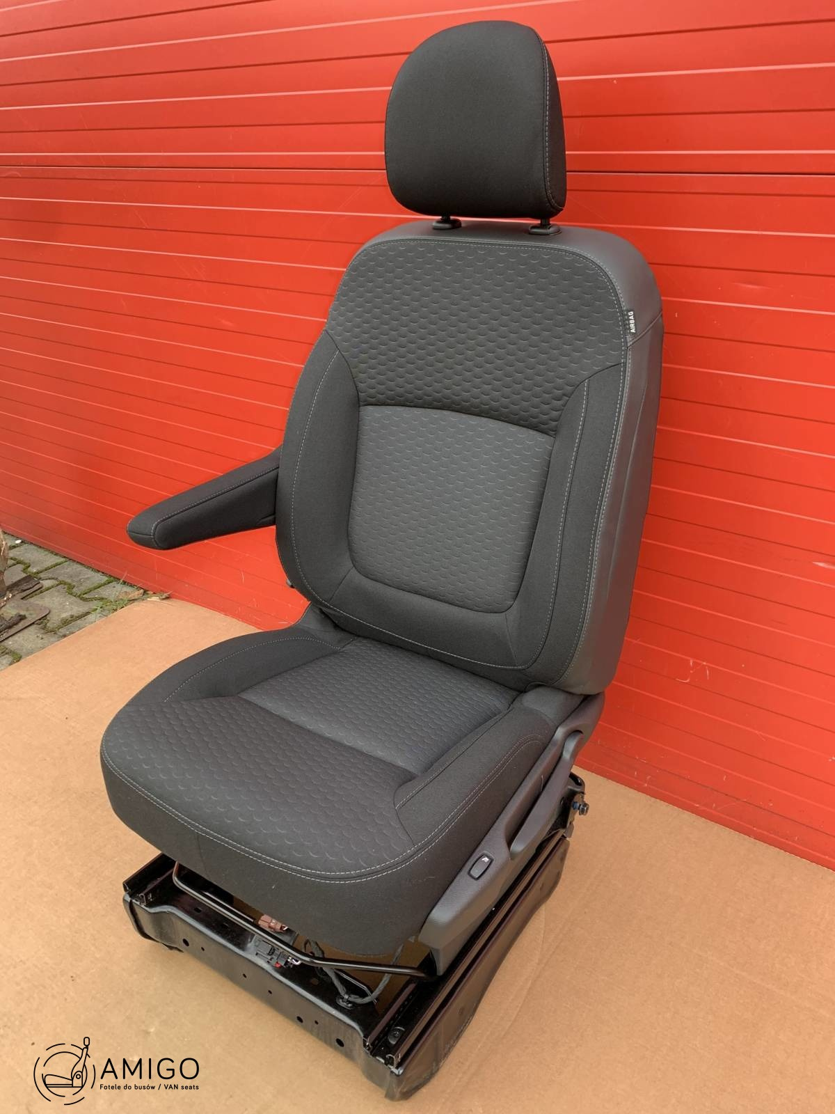 Seat UK passenger | EU driver Renault Trafic Opel Vauxhall Vivaro NV300 Talento armrest heating