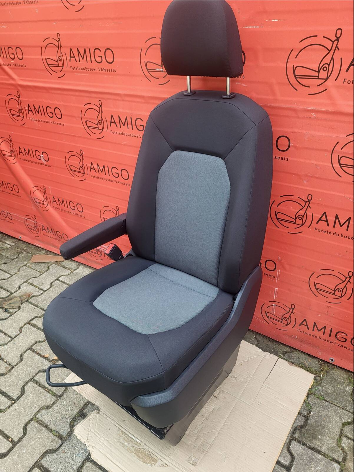 Seat VW Crafter UK passenger | EU driver seat armrest