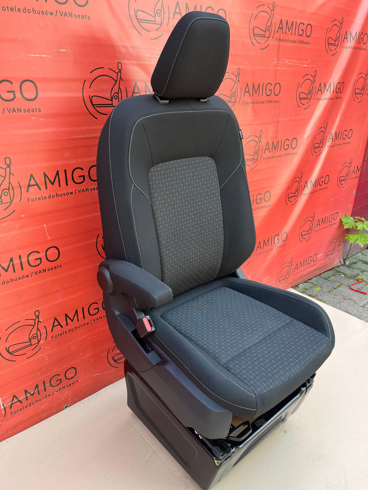 Neu Ford Transit Custom V710 Seat UK passenger | EU driver armrest 2023-25 heated airbag Barlo