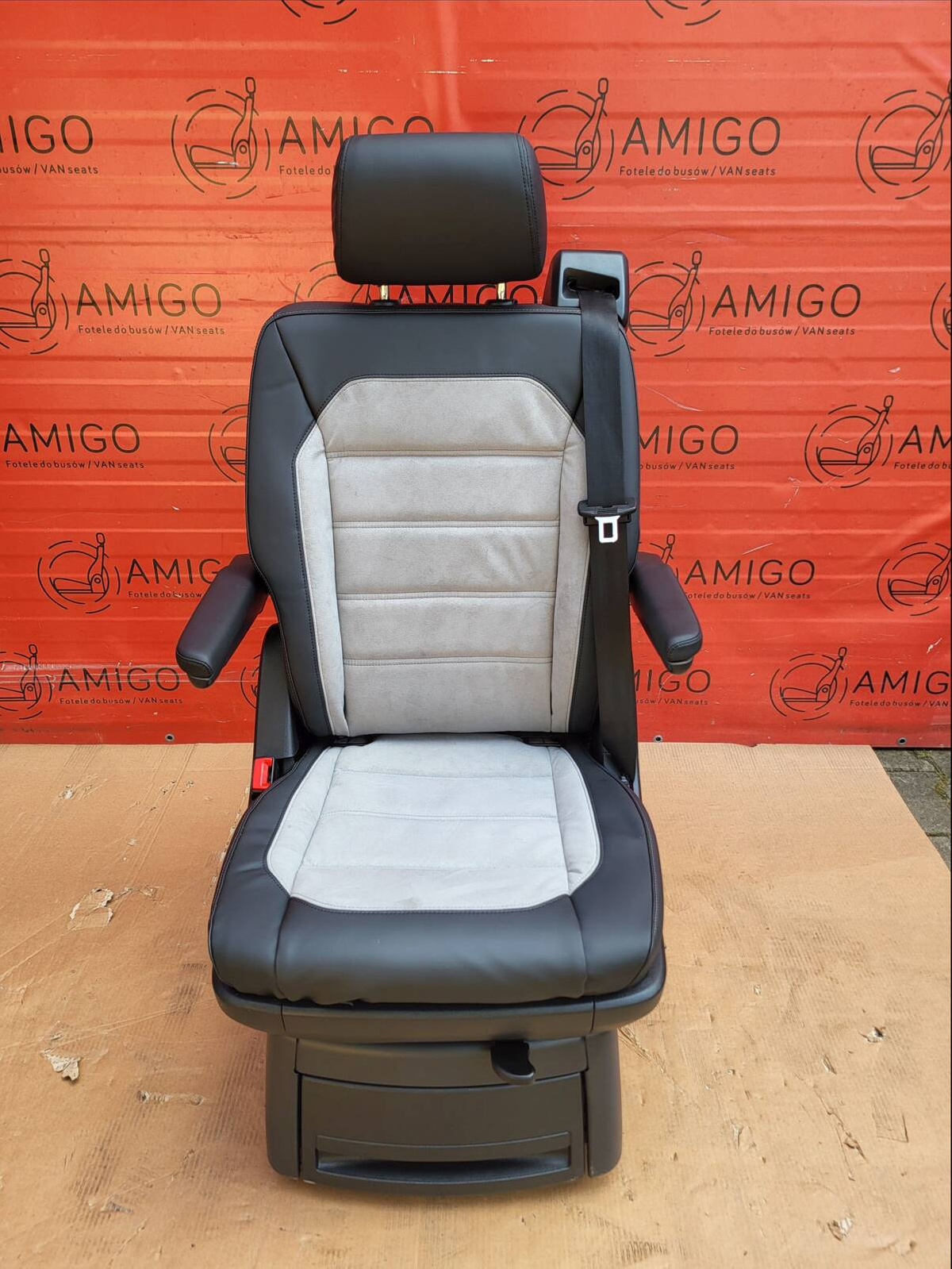 Seat VW T6 Multivan Caravelle Leather Alcantara swivel rear T5 T6.1