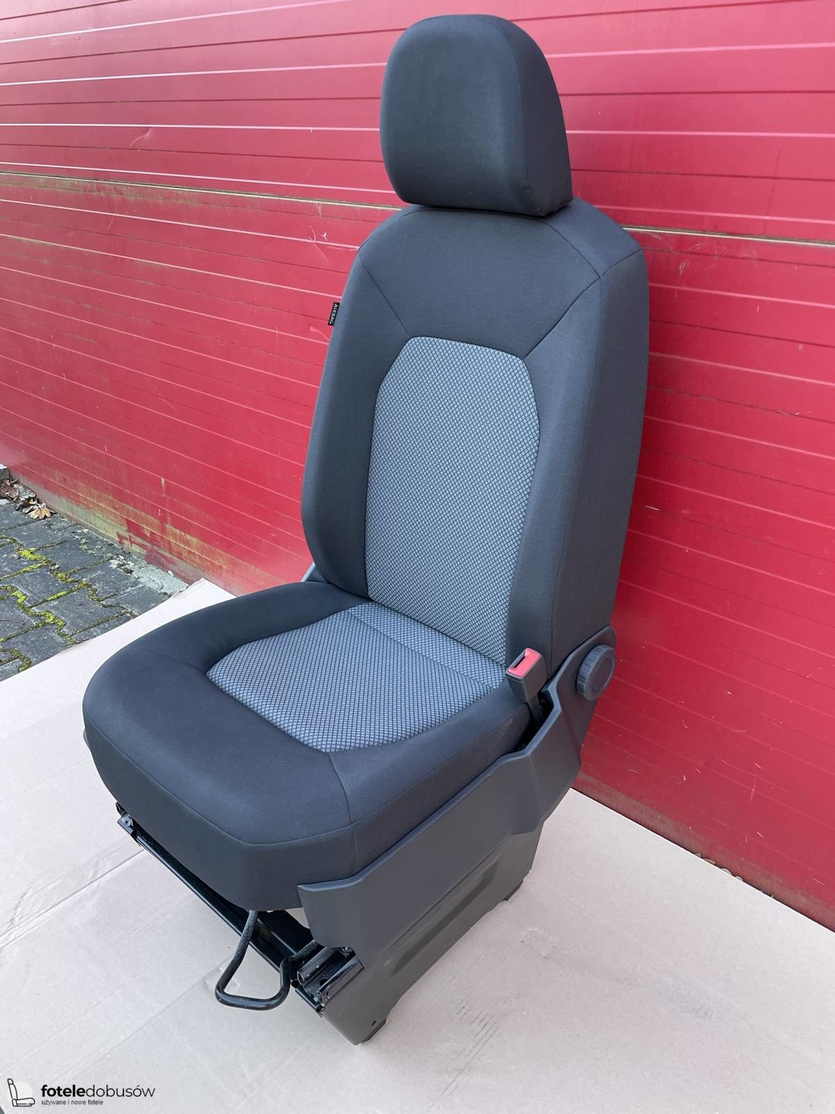 Seat VW Crafter II MAN TGE 2016-2022 EU passenger | UK driver captain seat airbag