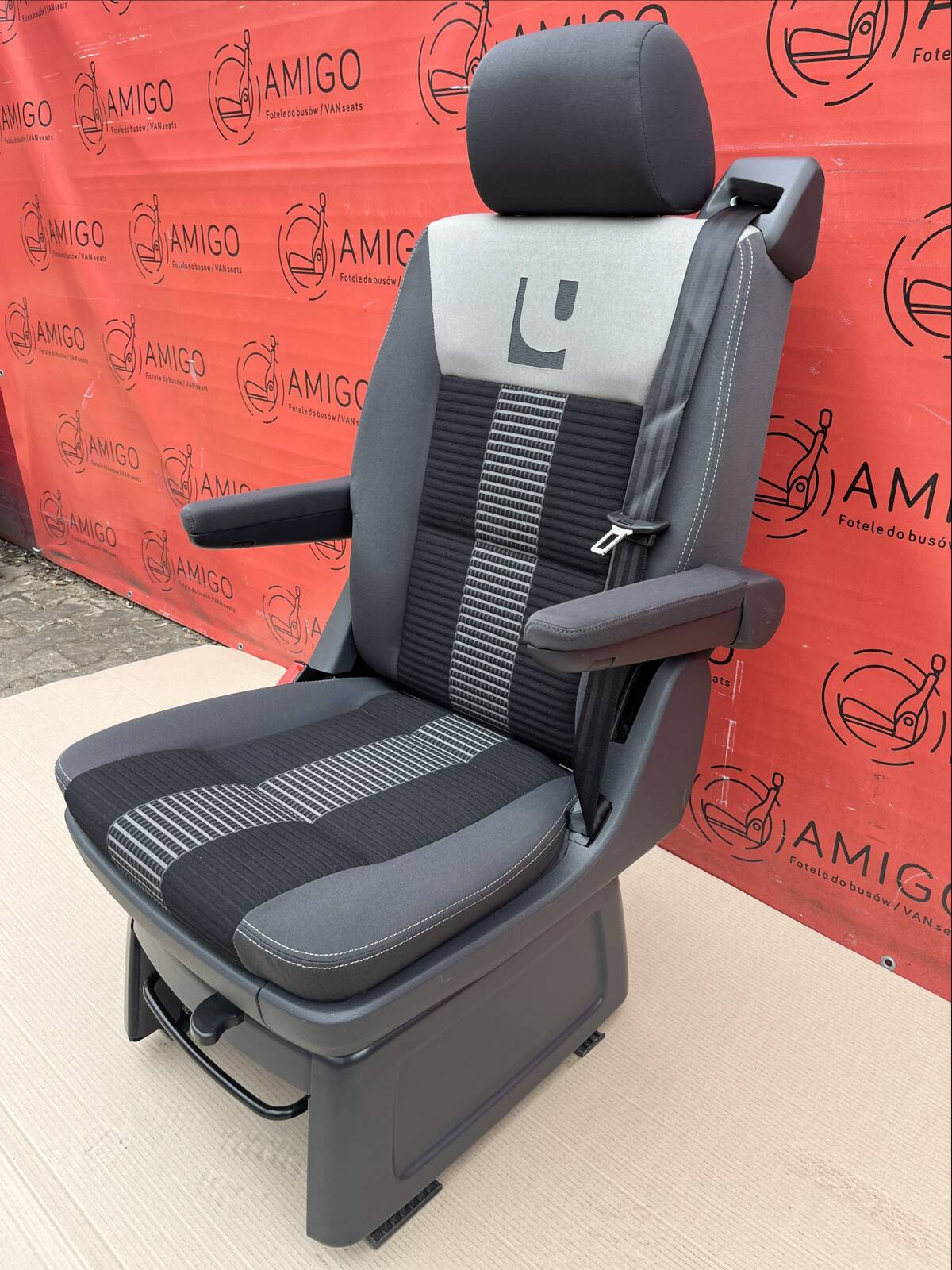 Seat VW T5 Multivan UNITED swivel rear single