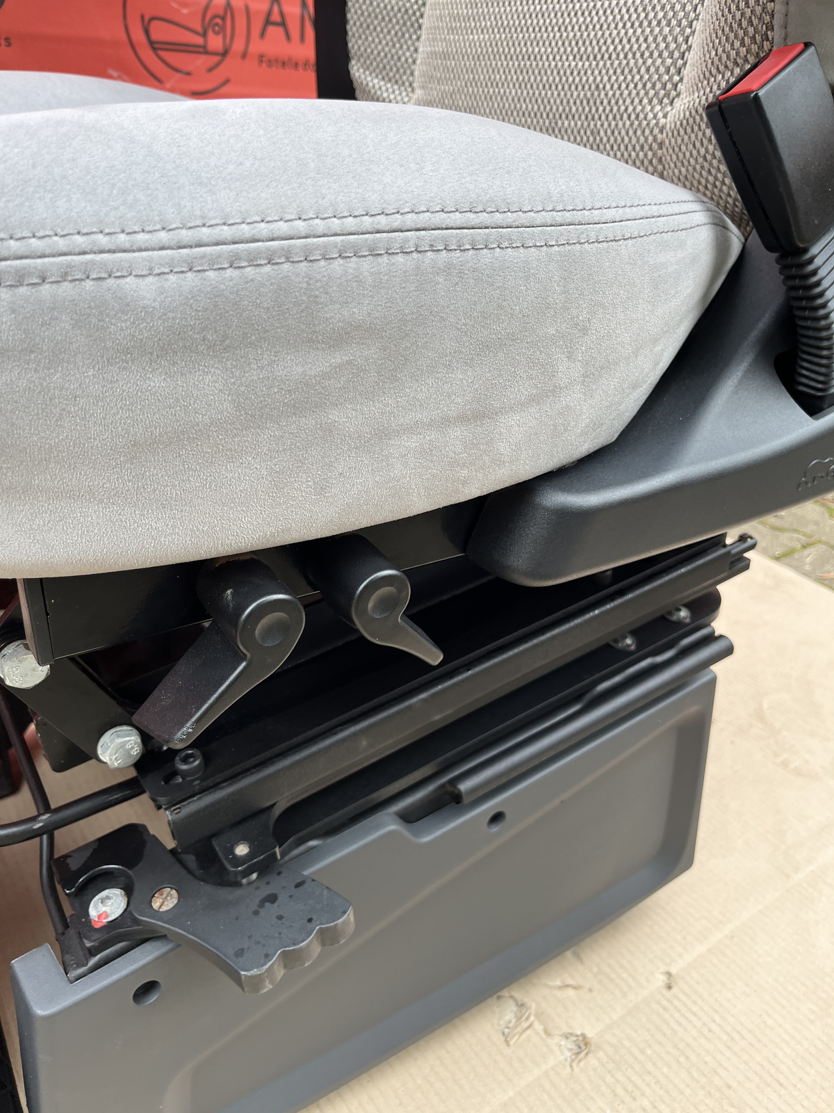 Seats Aguti Fiat Ducato Boxer Relay left right swivel driver seat passenger CAMPER HYMER