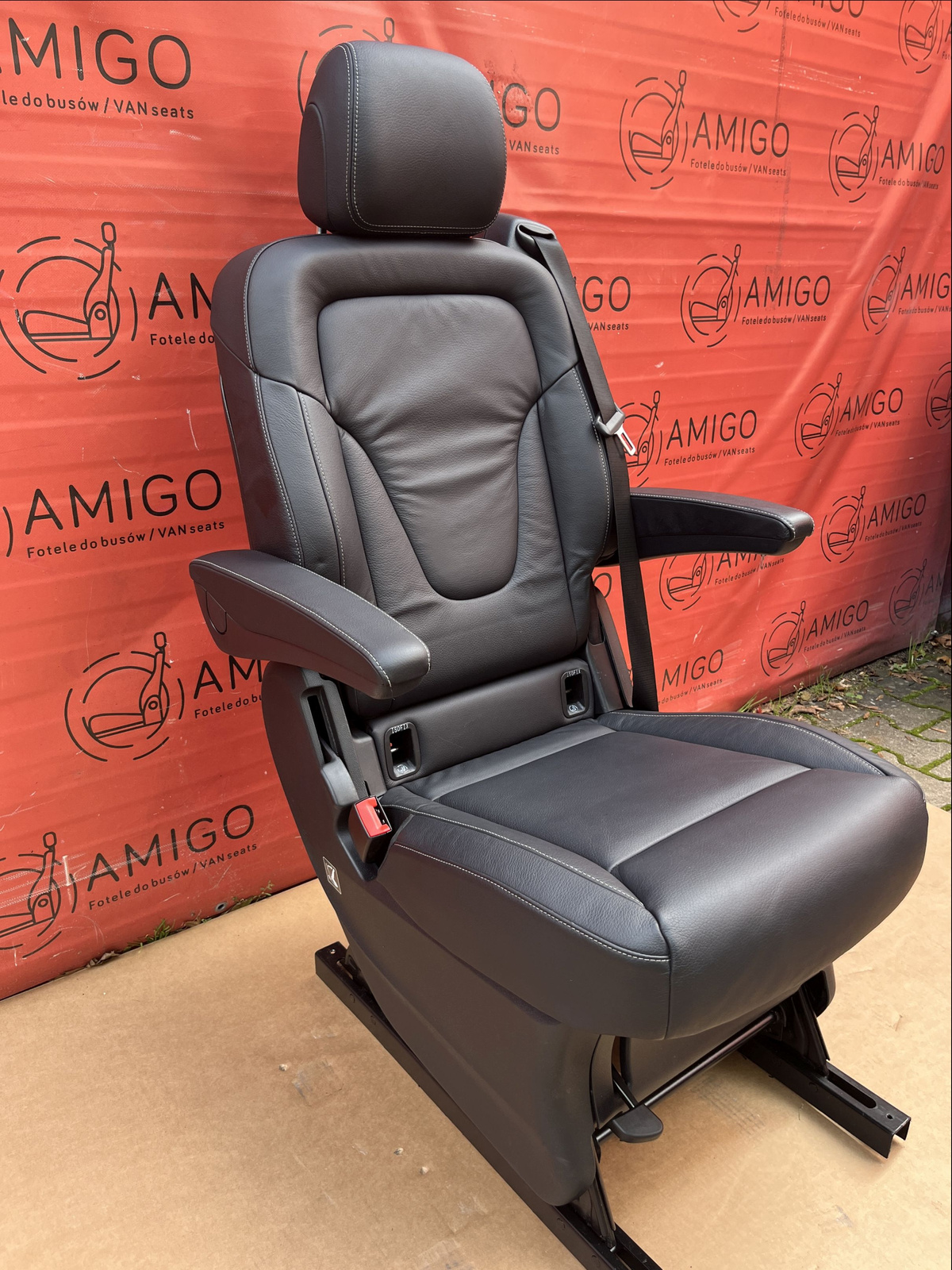Seat single rear Mercedes V-class W447 Leather Lugano Black