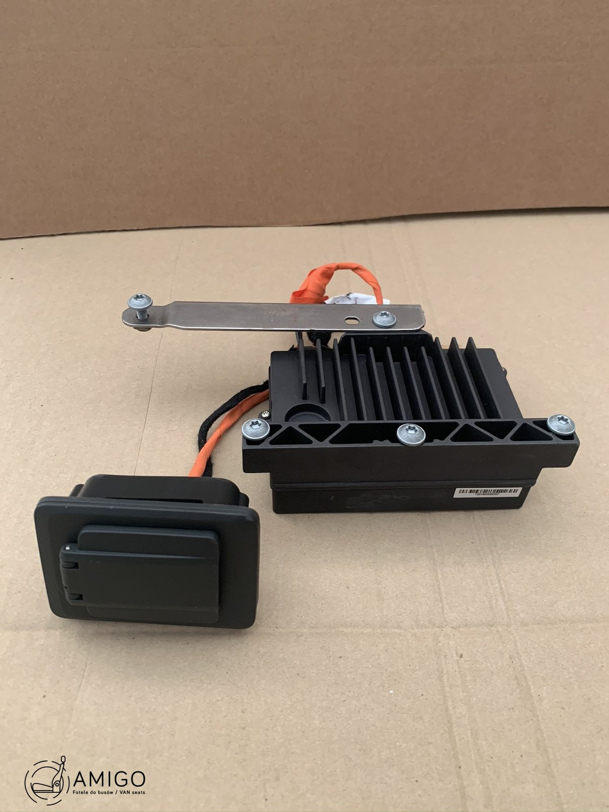 MAN TGE VW Crafter II 2016-2022 Genuine Inverter 230V 300W 7C0907155 7C0919309