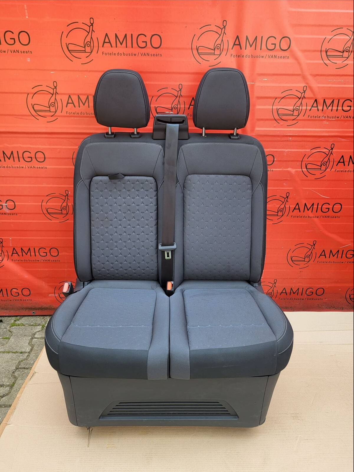 New Ford Transit Custom 24 Titanium Barlo double front passenger seat heated RHD