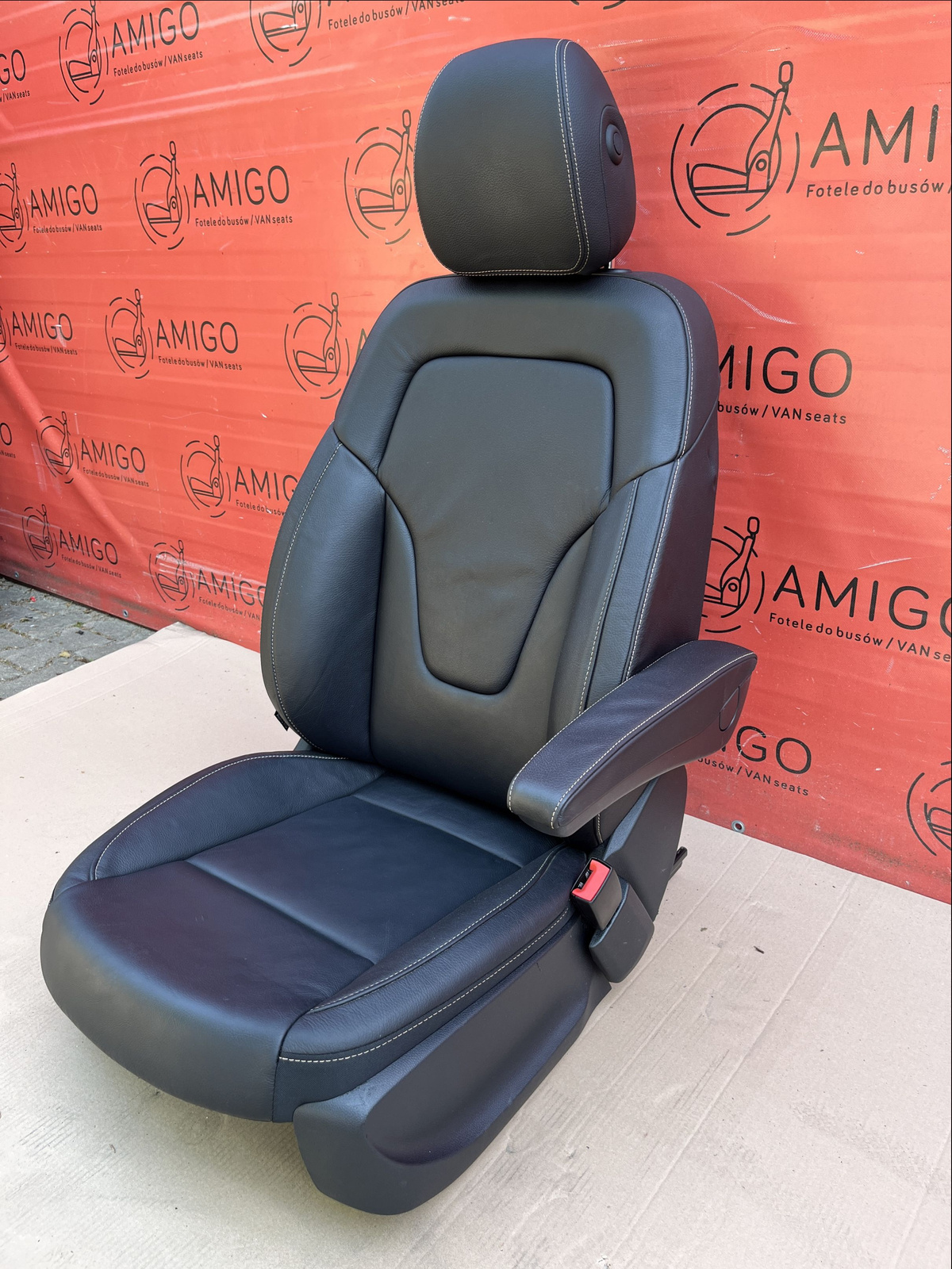 Front Seat Mercedes Vito W447 driver passenger 2014-2024 armrests Lugano Leather