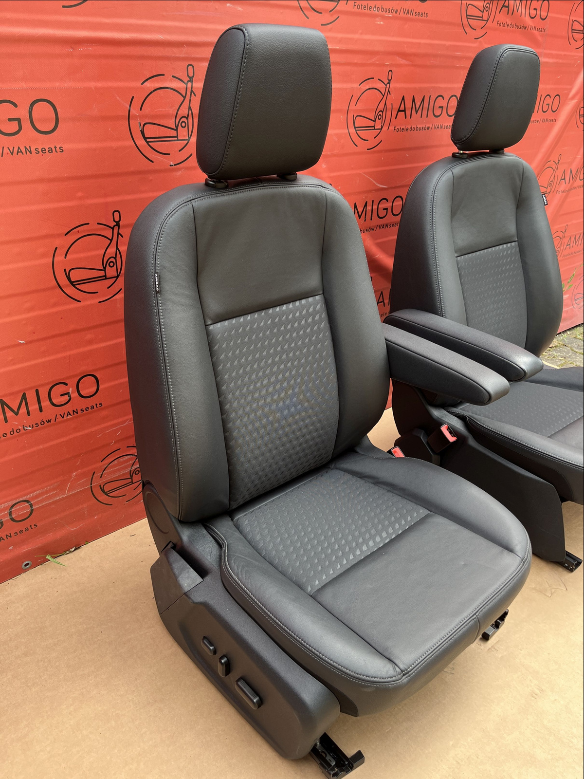 Ford Transit Custom SPORT driver's seat passenger seat DYNAMO leather heated Airbag