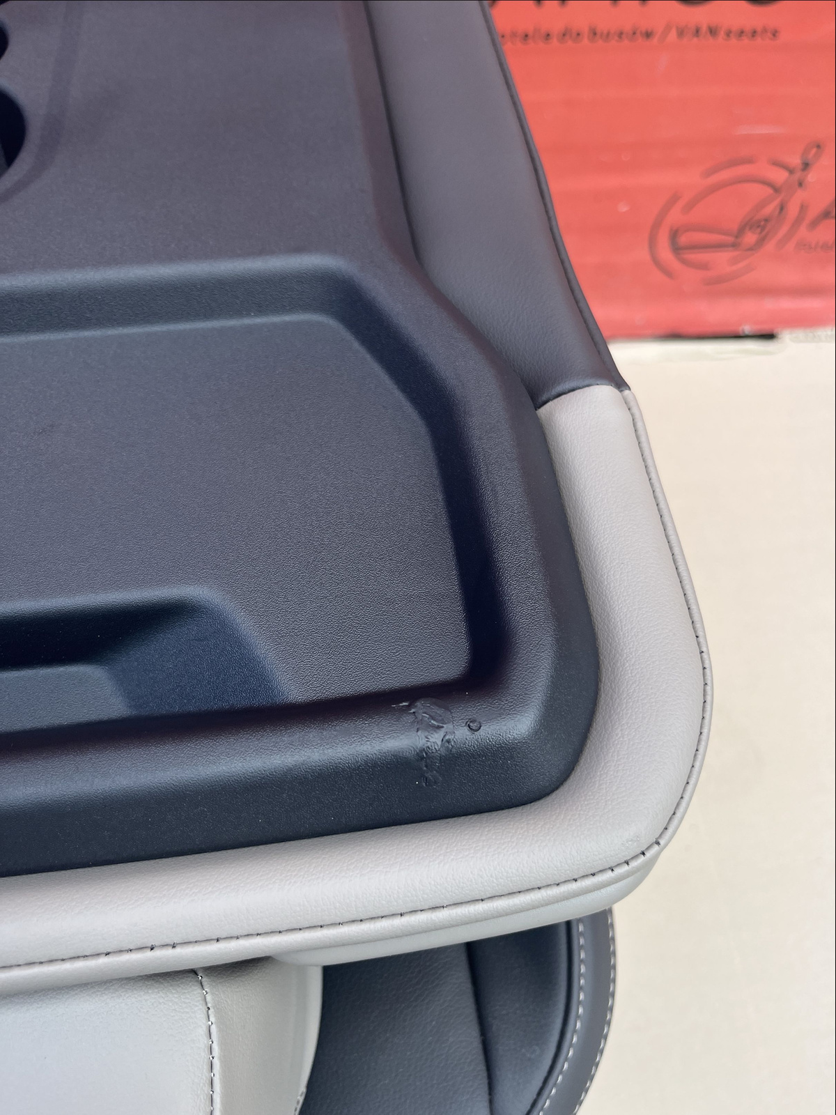 Seat NEW VW Multivan single middle with seatbelt T7 Leather Savona