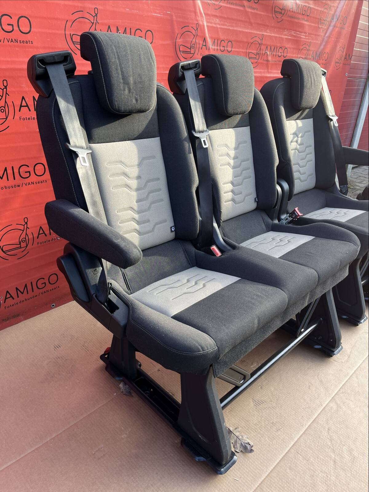Seat Ford Transit Custom ECKO bench rear seats armrests 2nd row RHD