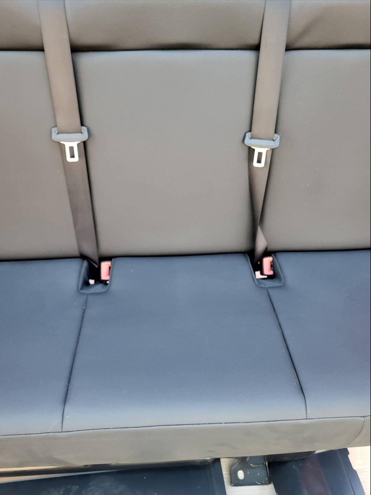 Seat Mercedes Sprinter W907 CREW CAB quadruple rear four-seats bench belts floor